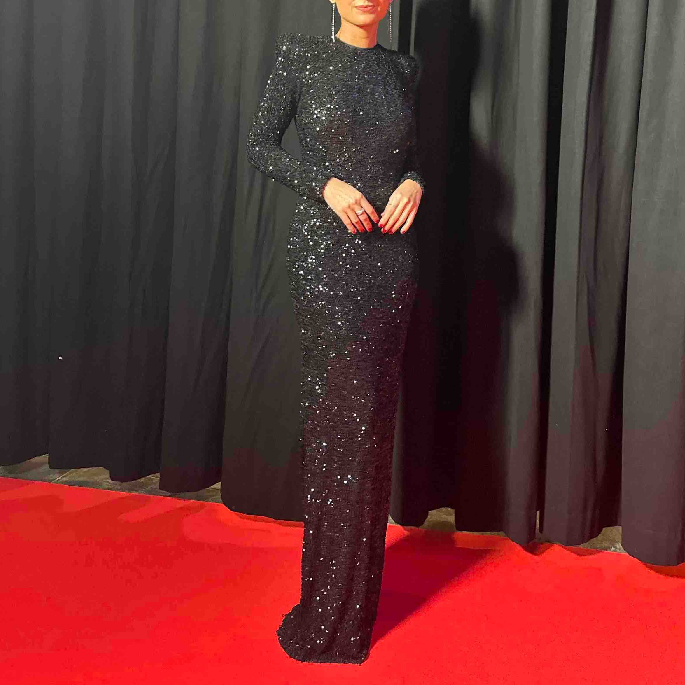 Alquiler Vestido lentejuelas | Jointy