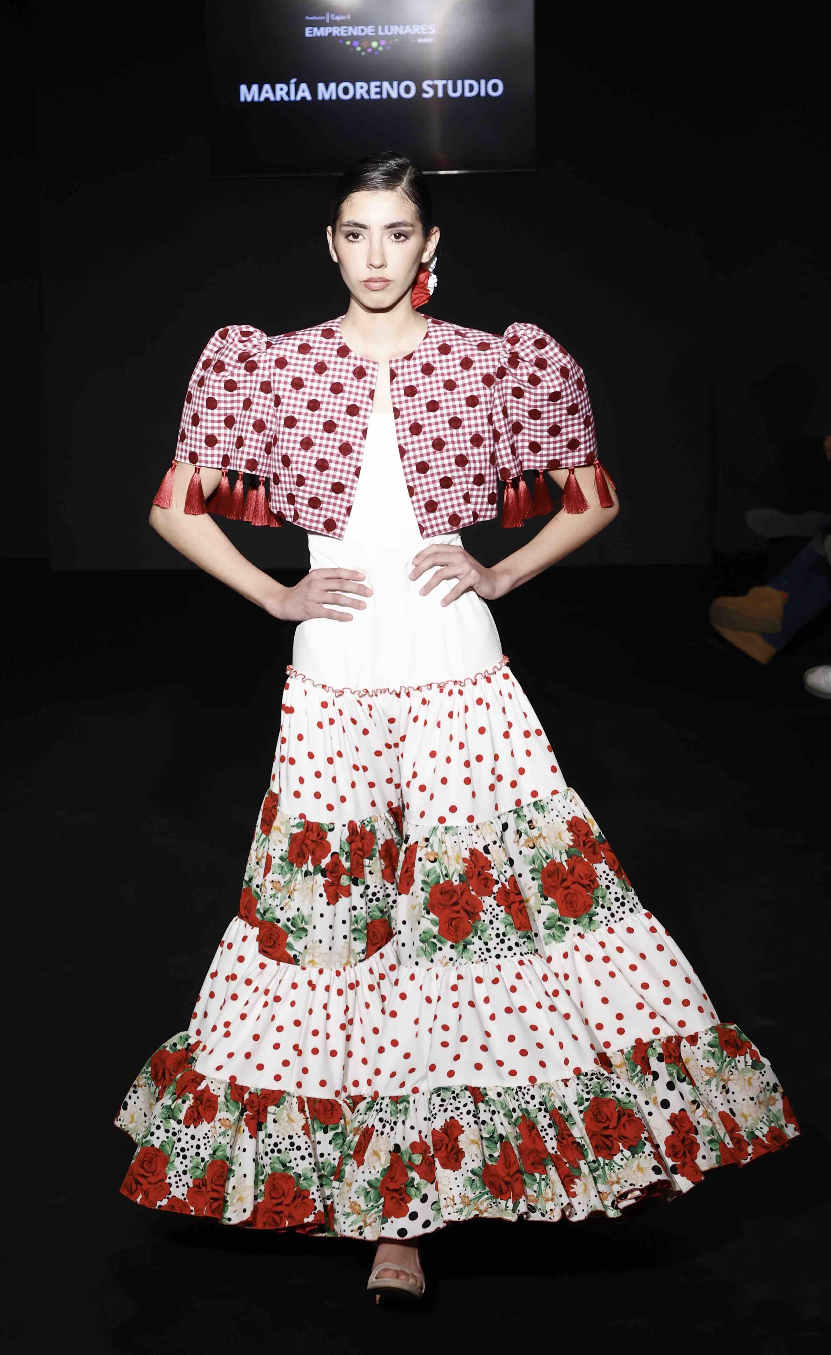 Alquiler Vestido palabra de honor lunares y flores y Torera cuadros vichy | Jointy