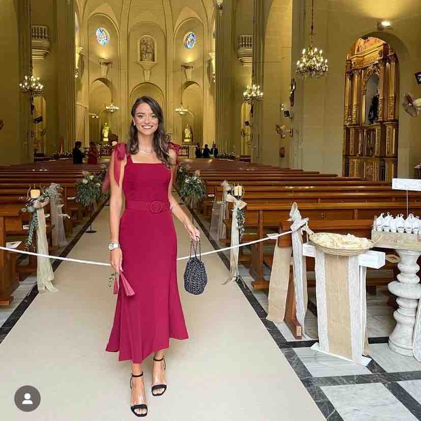 Alquiler Vestido de boda marca VICTORIA | Jointy