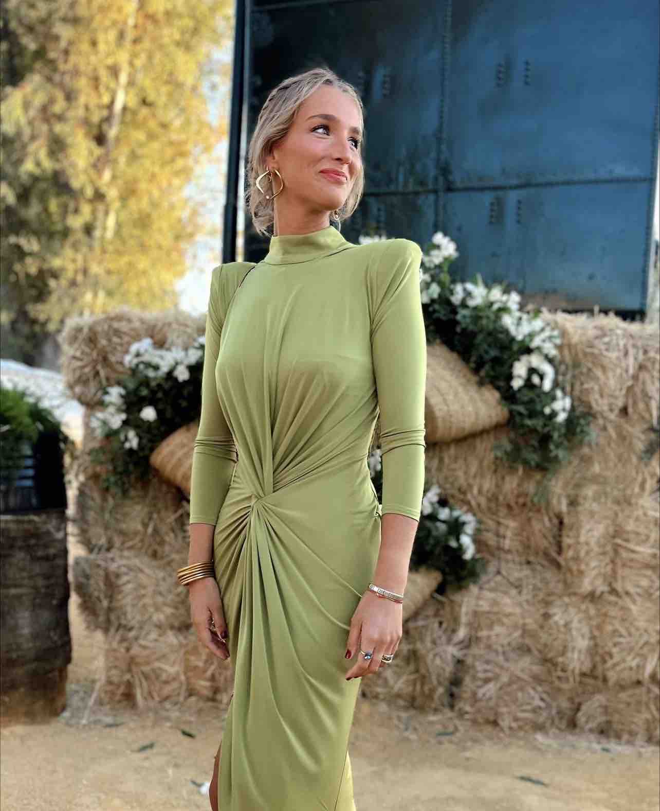 Alquiler Vestido invitada heloise desing | Jointy