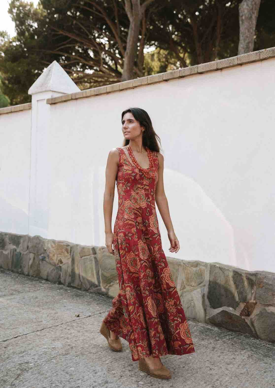 Alquiler Vestido esedetres rojo | Jointy