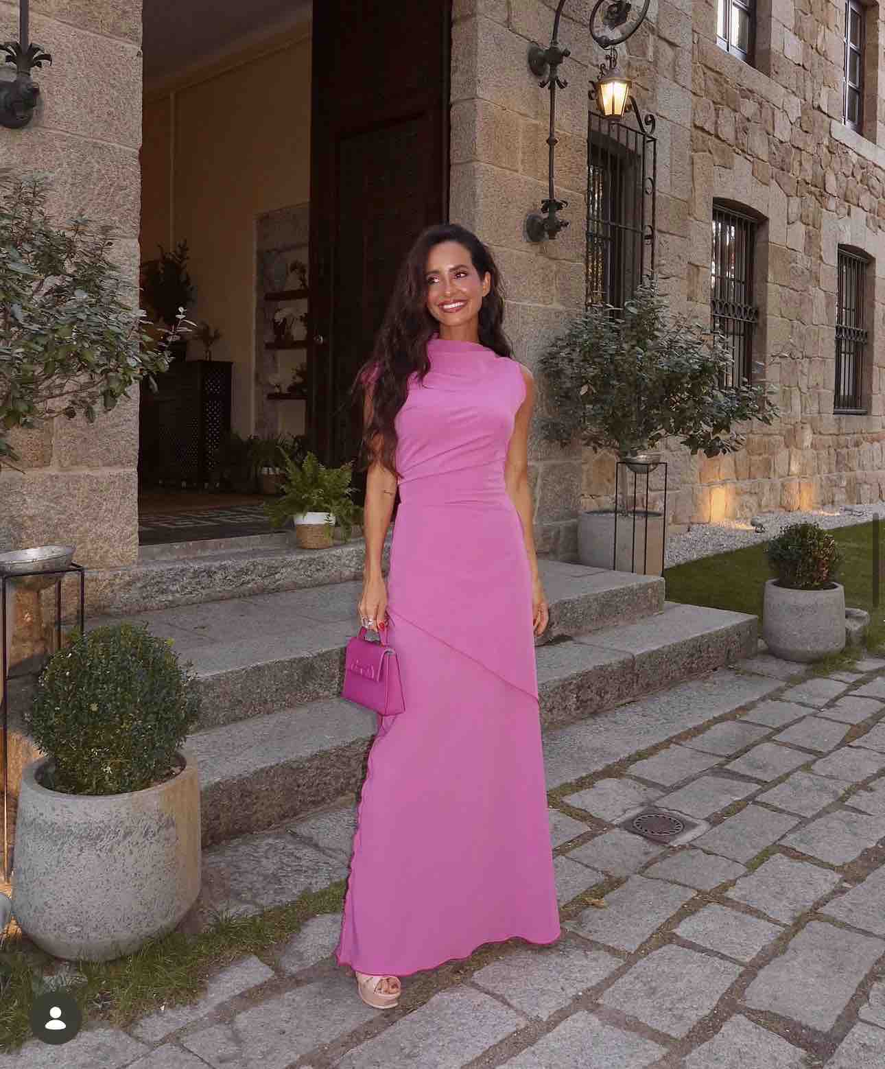 Alquiler Vestido Redondo Brand | Jointy