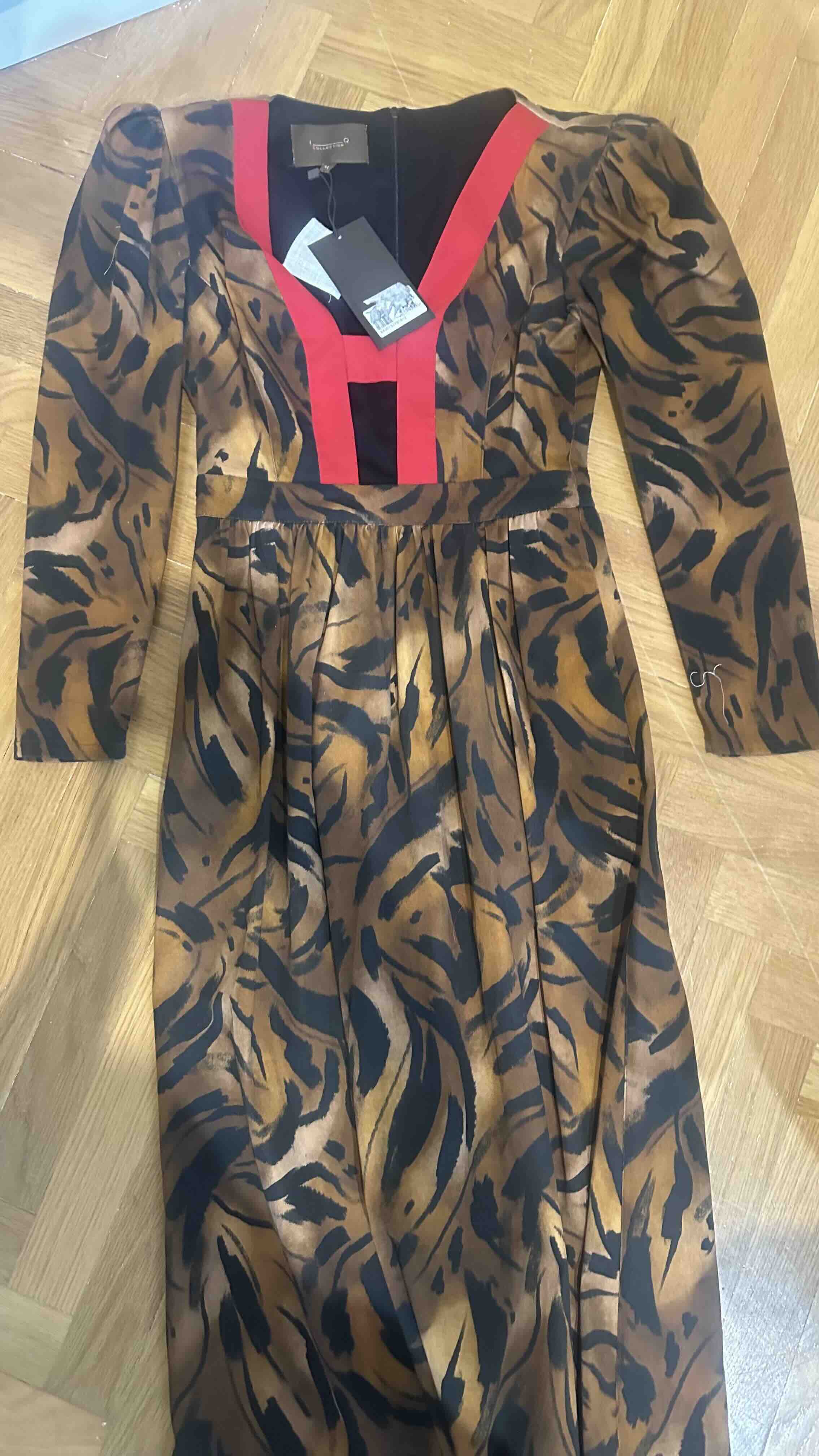 Alquiler Vestido ideal estampado IQ | Jointy