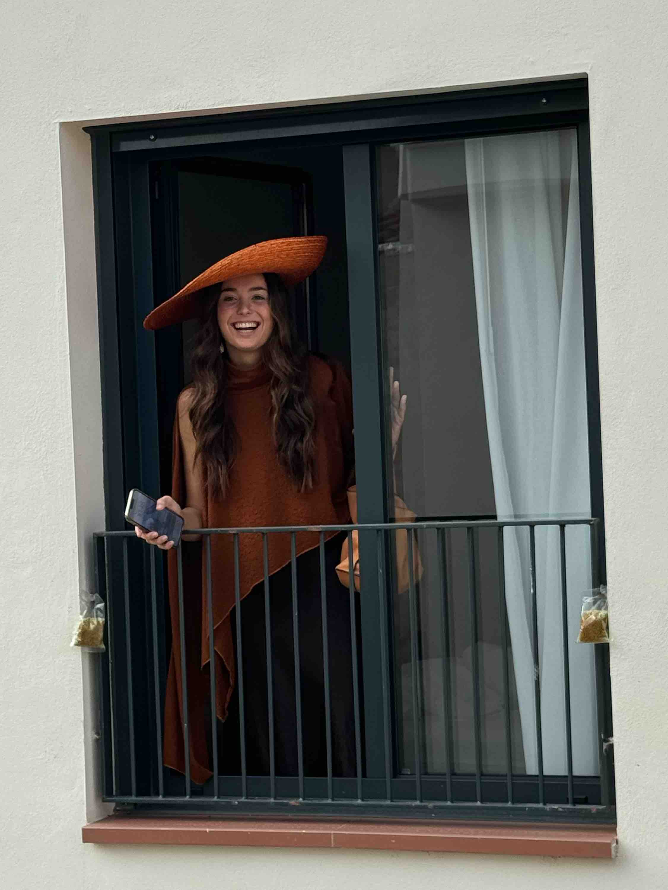 Alquiler Pamela naranja | Jointy