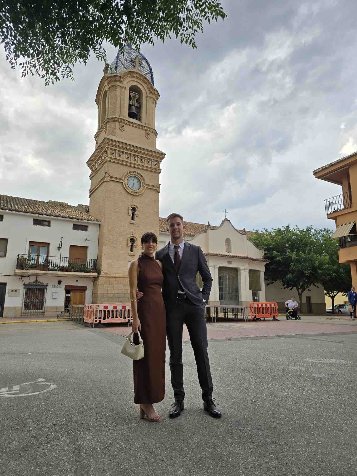 Alquiler Vestido Marrón Redondo Brand | Jointy