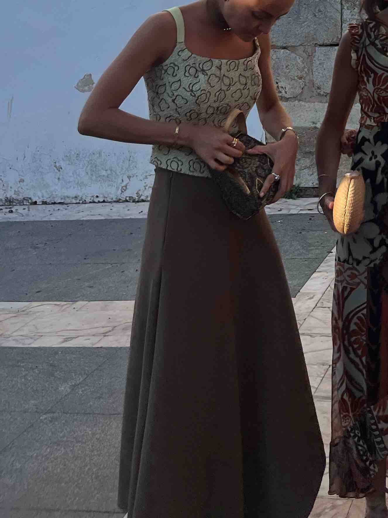 Alquiler Conjunto vintage cuerpo verda y falda marron | Jointy