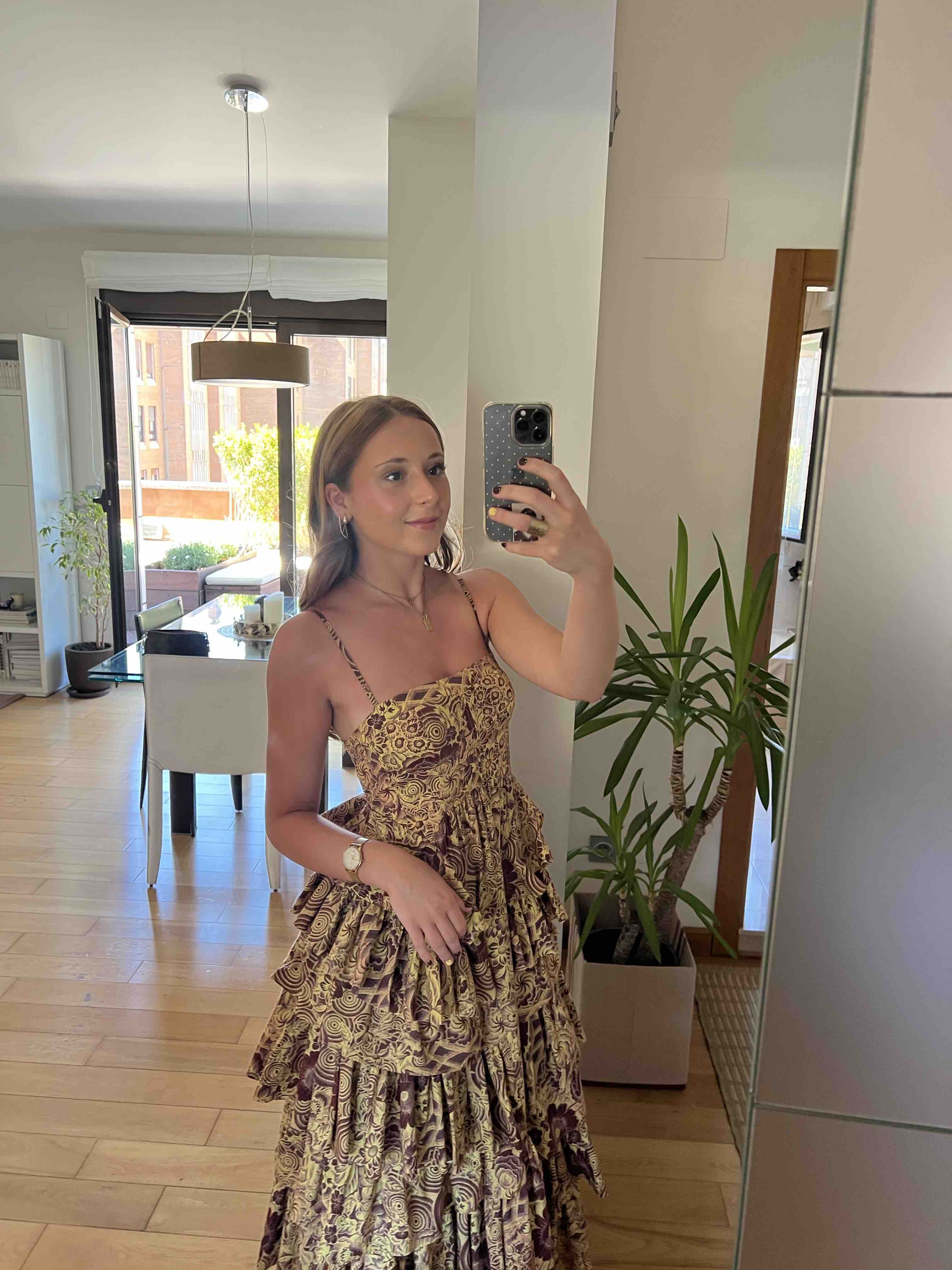 Alquiler Vestido Ulla jonhson | Jointy