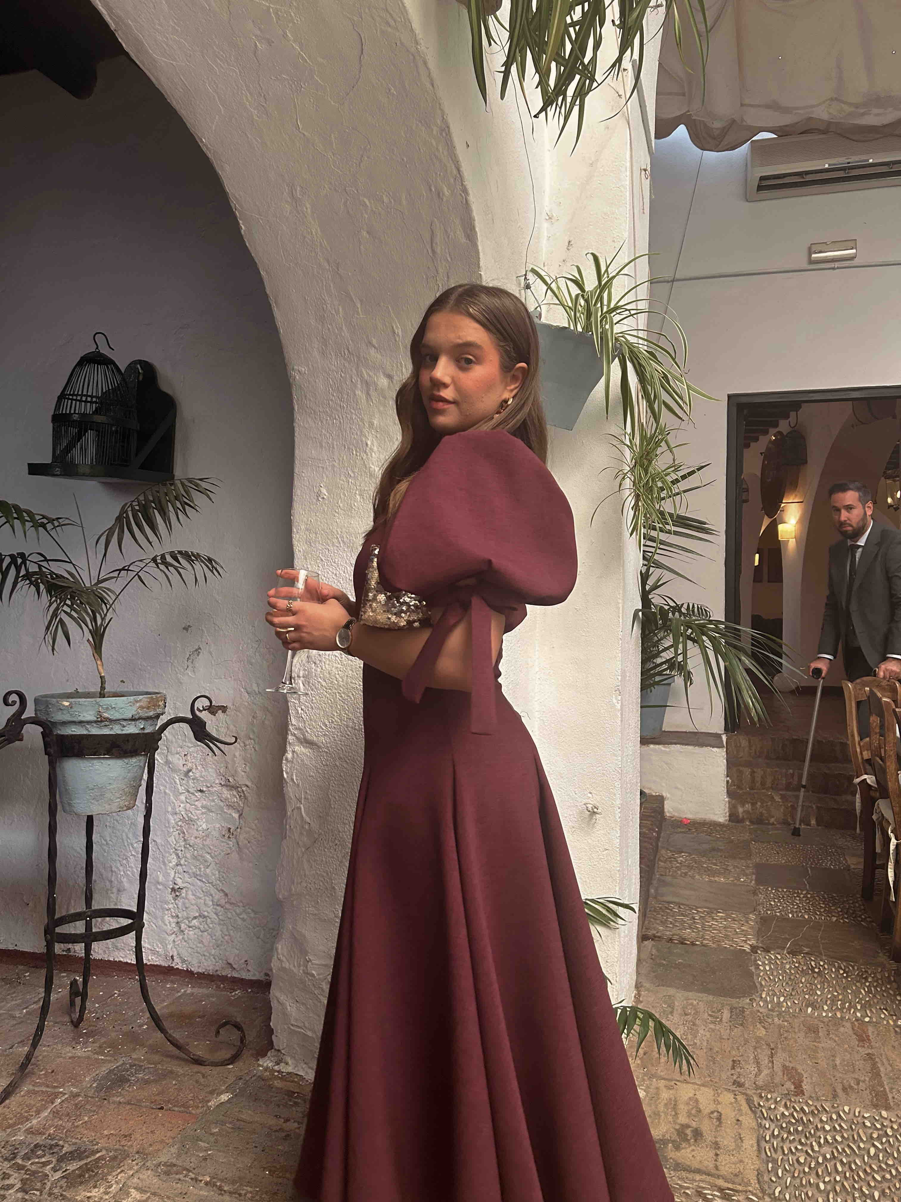 Alquiler VESTIDO ELENA BURDEOS | Jointy