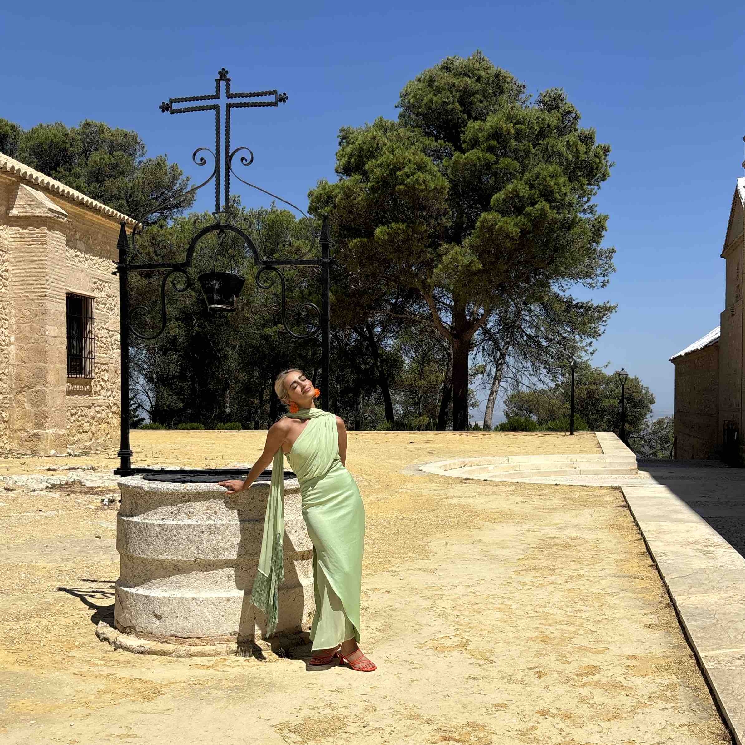 Alquiler Vestido invitada | Jointy