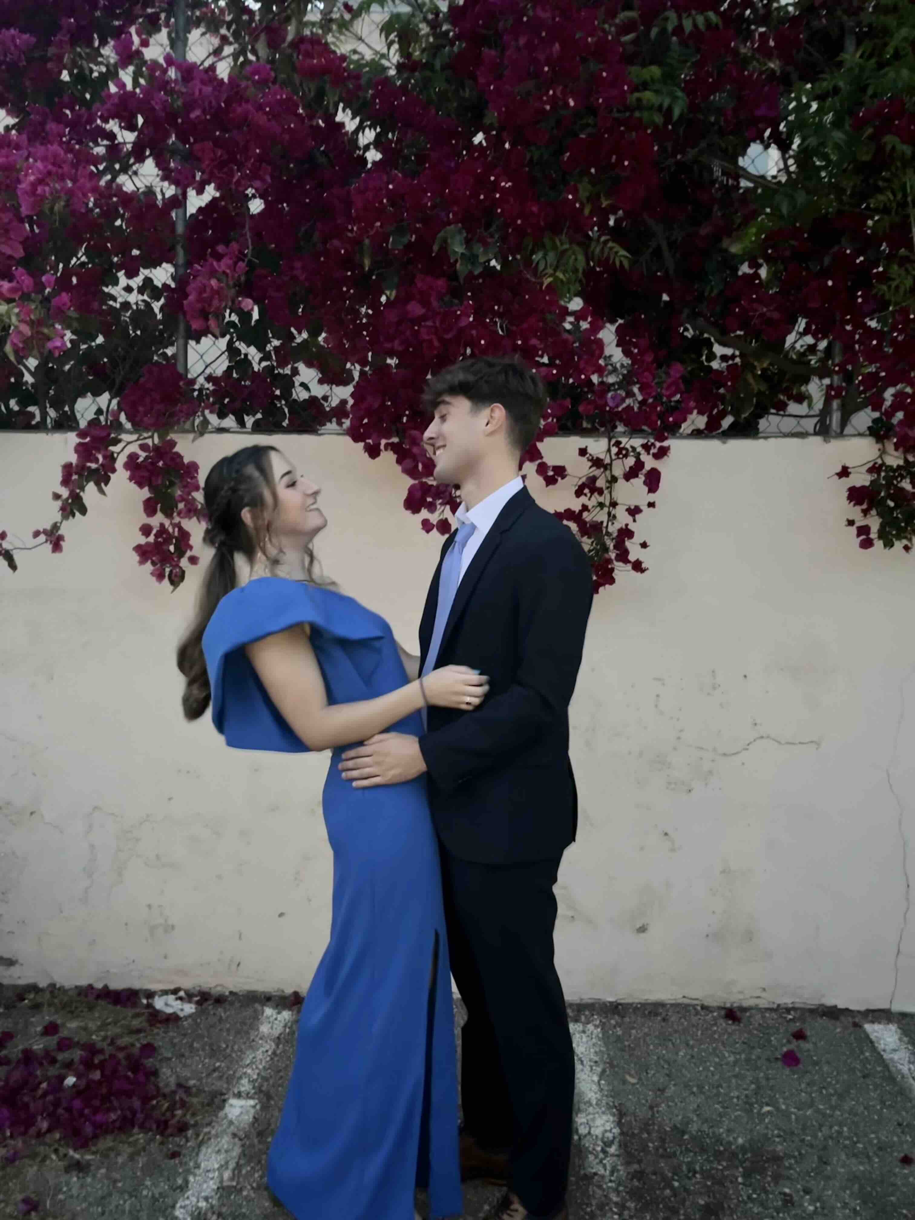 Alquiler Vestido graduación | Jointy