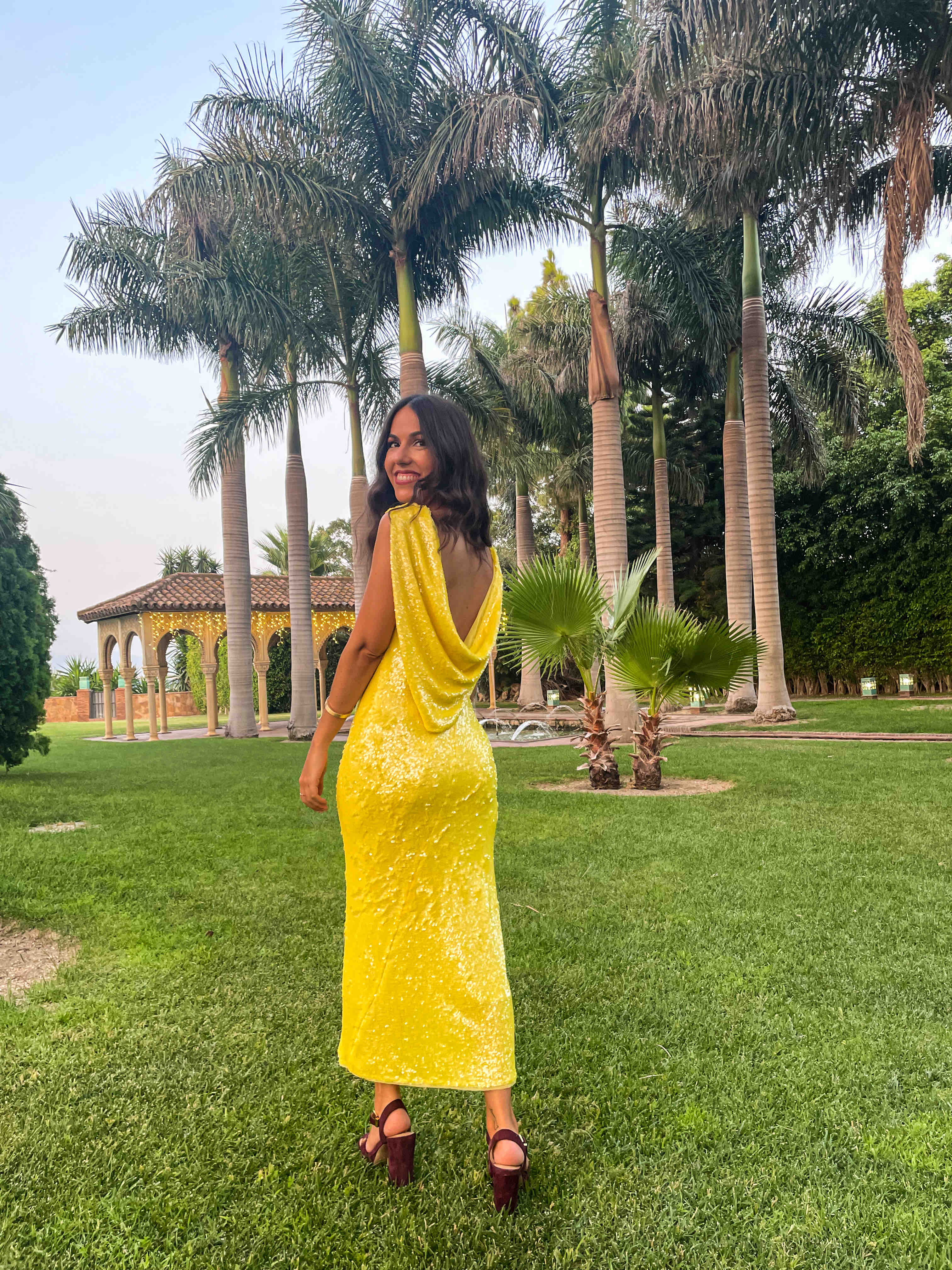 Alquiler Vestido midi lentejuelas | Jointy