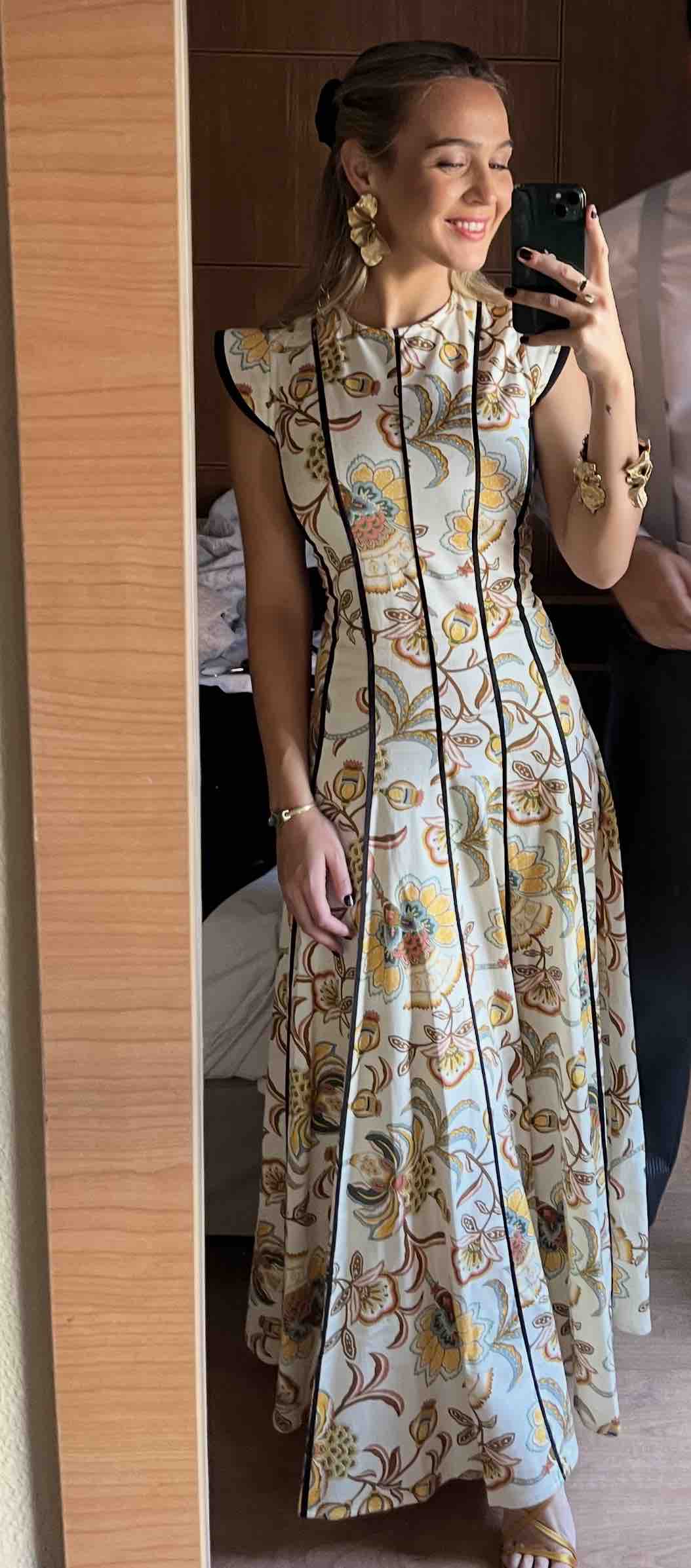 Alquiler Vestido IQ Collection | Jointy