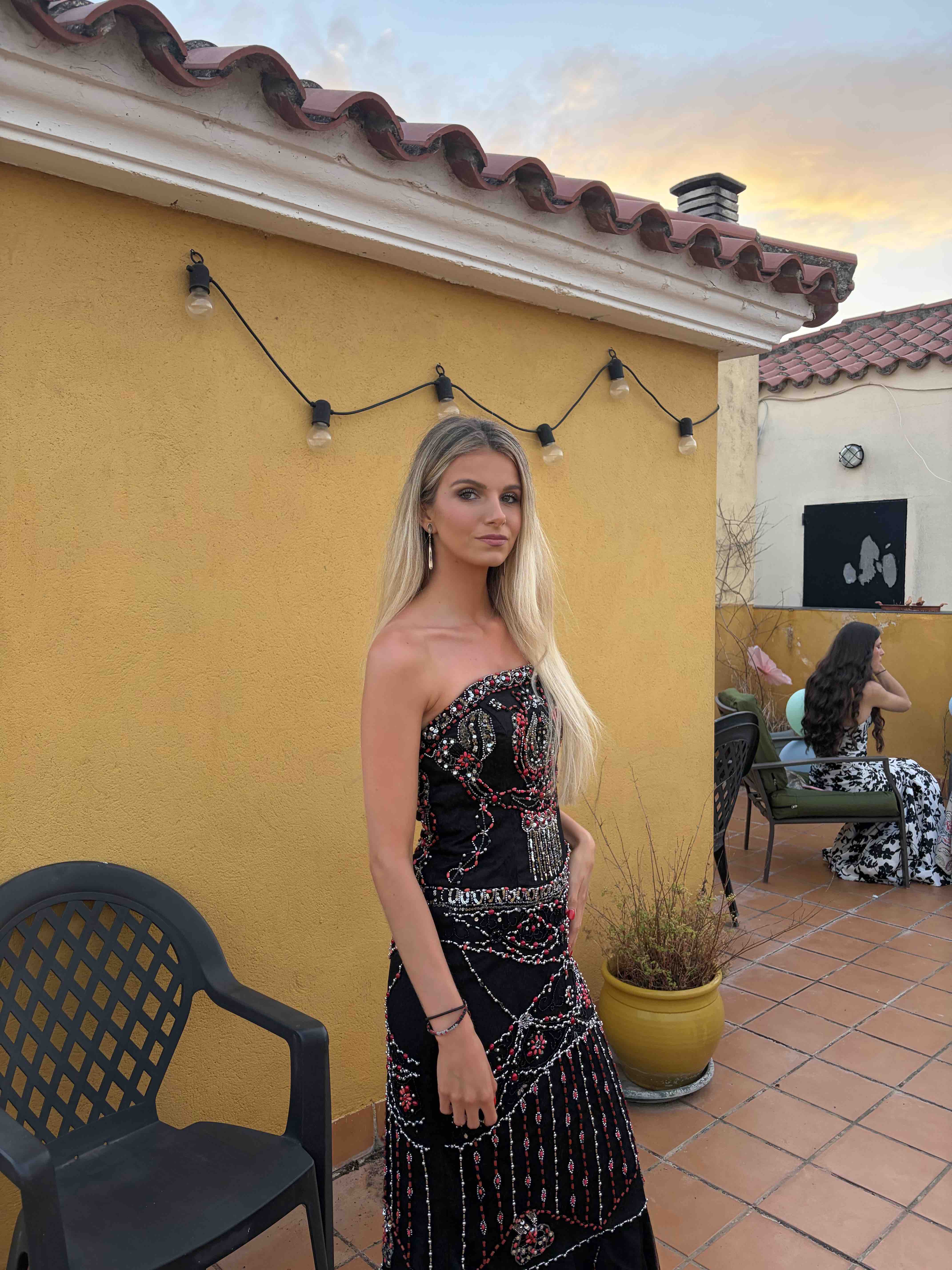 Alquiler vestido abalorios vintage | Jointy
