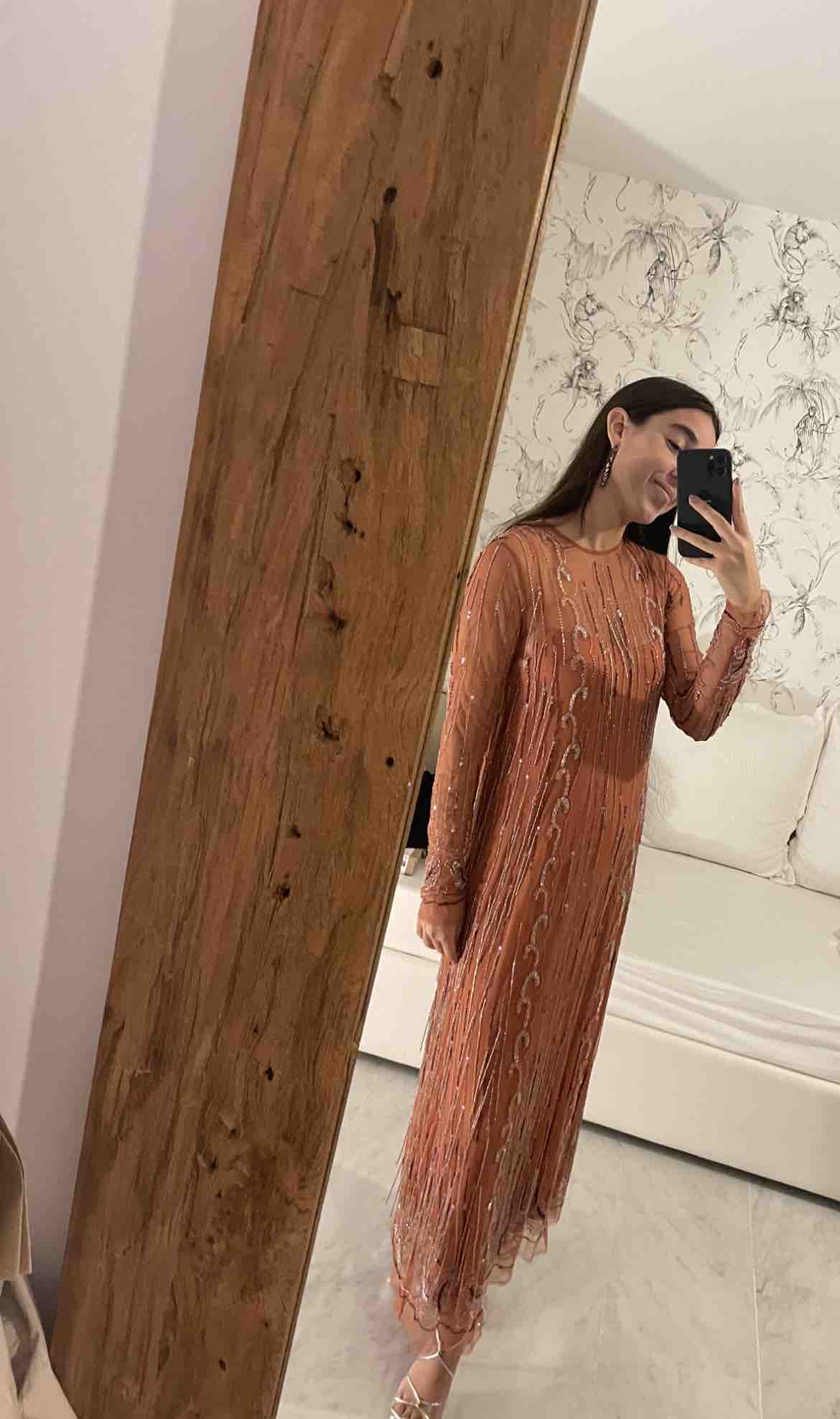 Alquiler Vestido abalorios Zara | Jointy