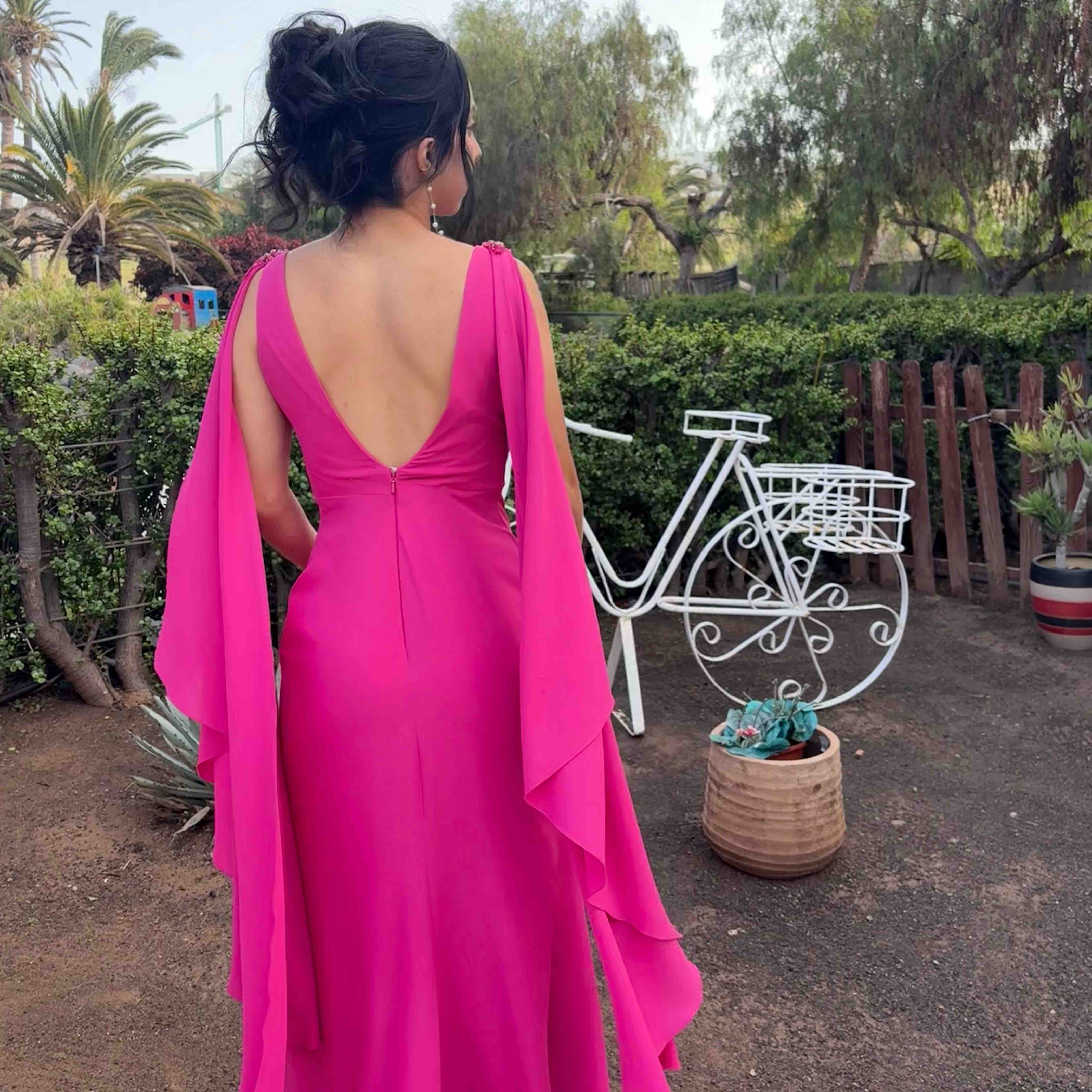 Alquiler VESTIDO DE INVITADA | Jointy