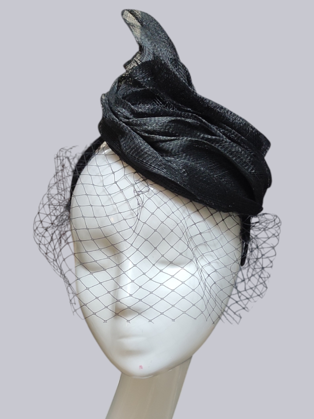 Alquiler tocado para invitada | Jointy