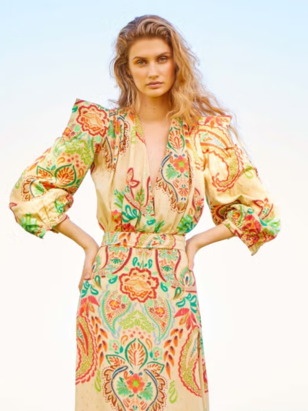 Alquiler CONJUNTO BODY Y FALDA | Jointy