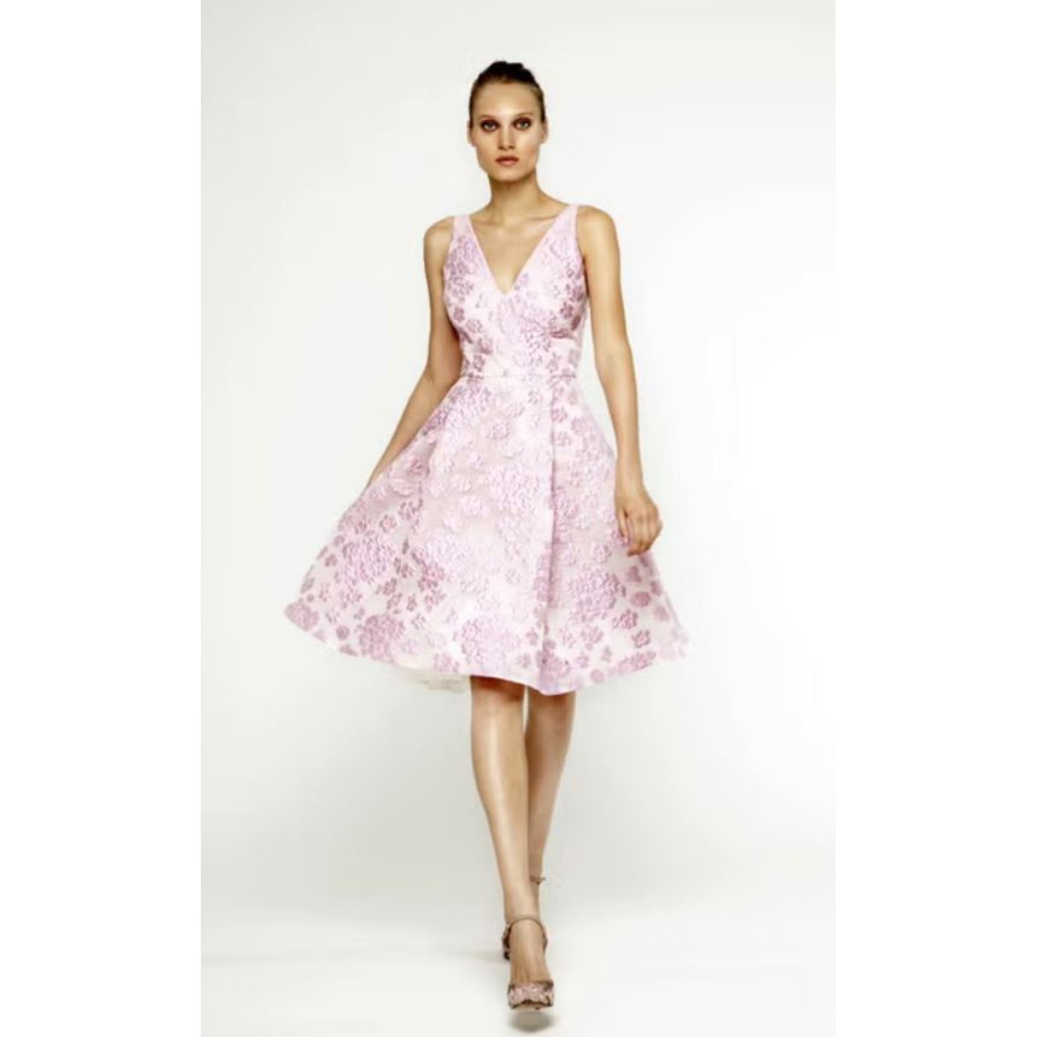 Alquiler VESTIDO ELEGANTE | Jointy