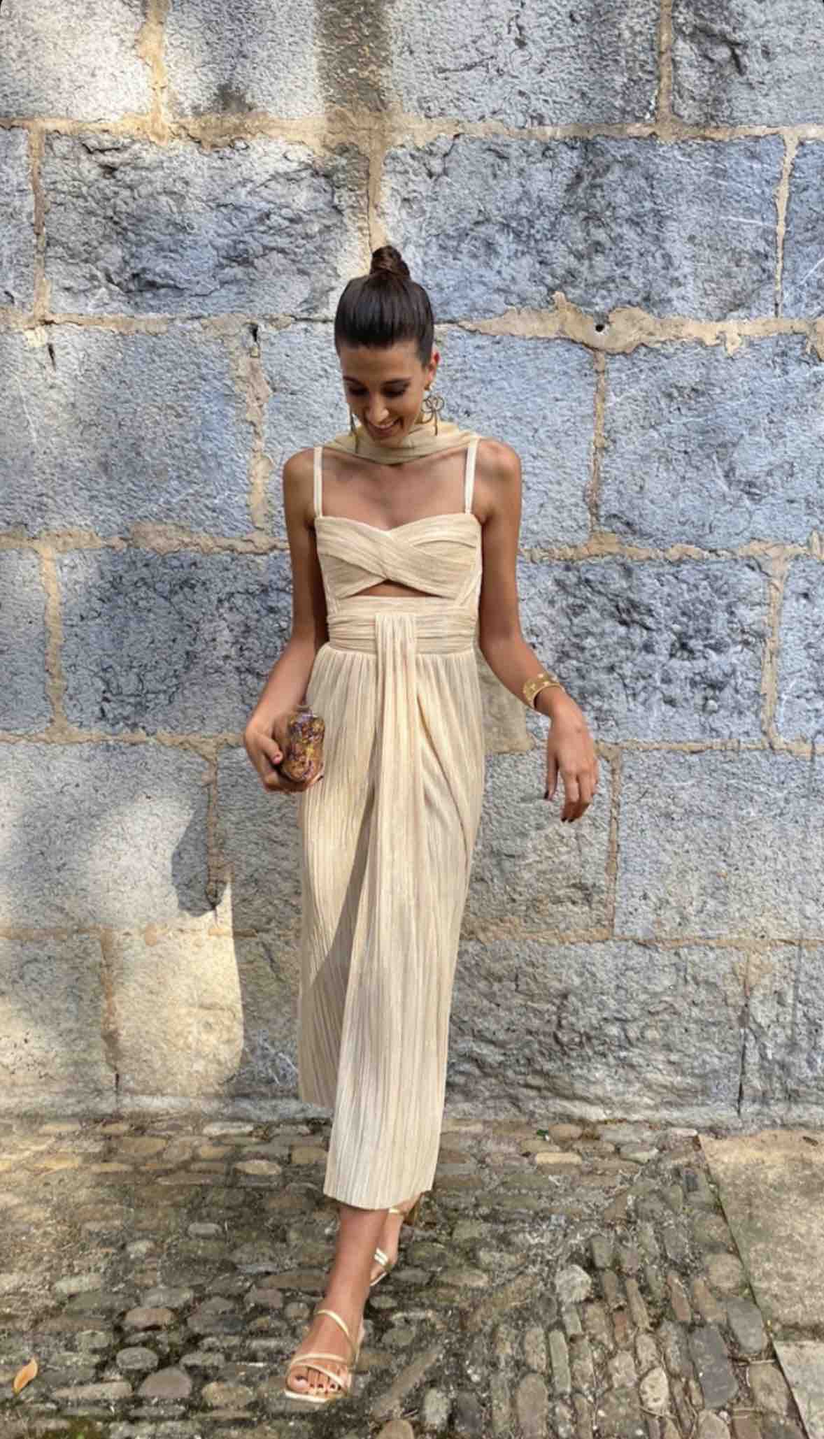 Top con falda y capa - vestido de invitada en Bilbao en Jointy