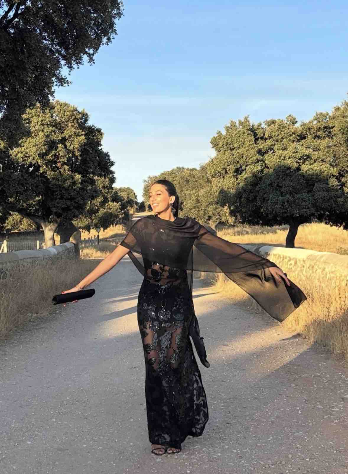 Alquiler Vestido negro transparencias LiuJo | Jointy