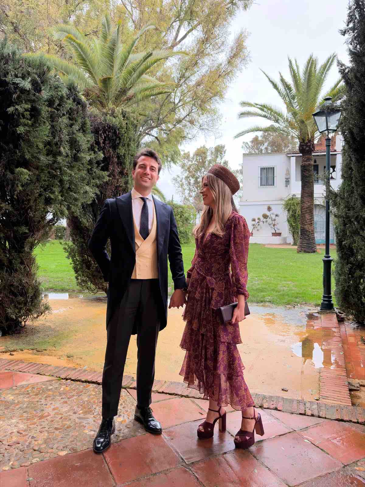 Alquiler Vestido volantes cherubina | Jointy