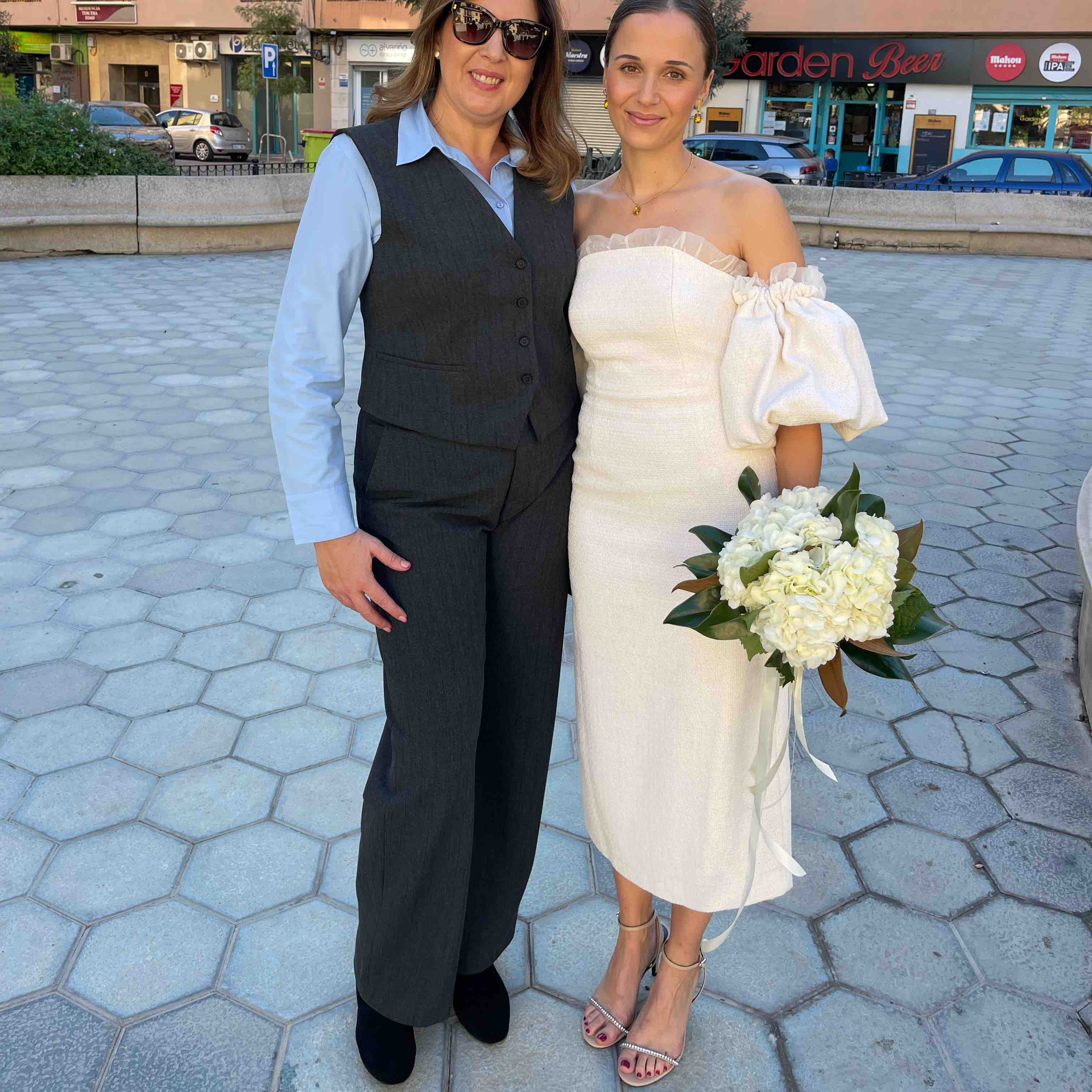 Alquiler Vestido Preboda | Jointy