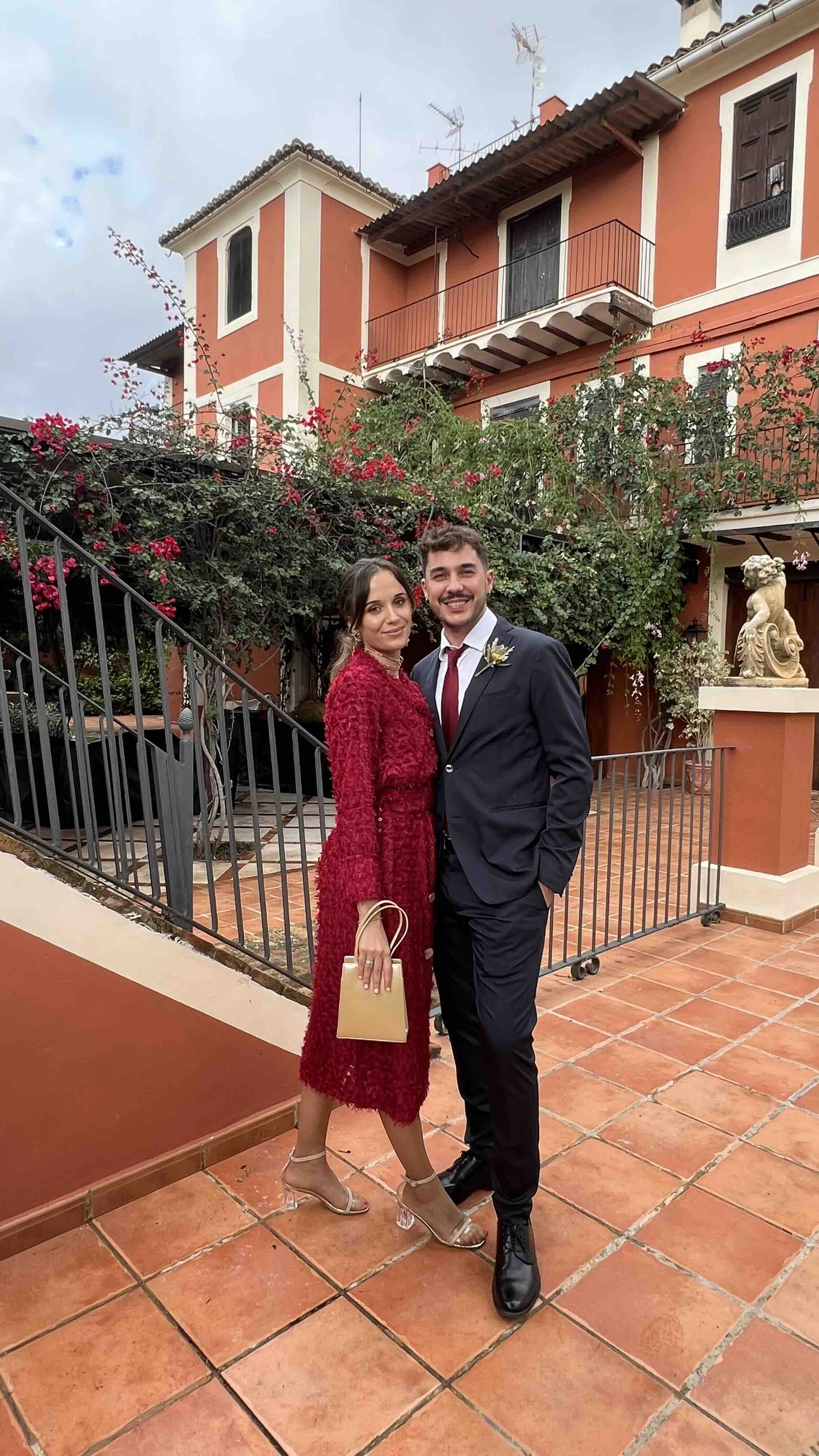 Alquiler Vestido granate Sophie and Lucie | Jointy