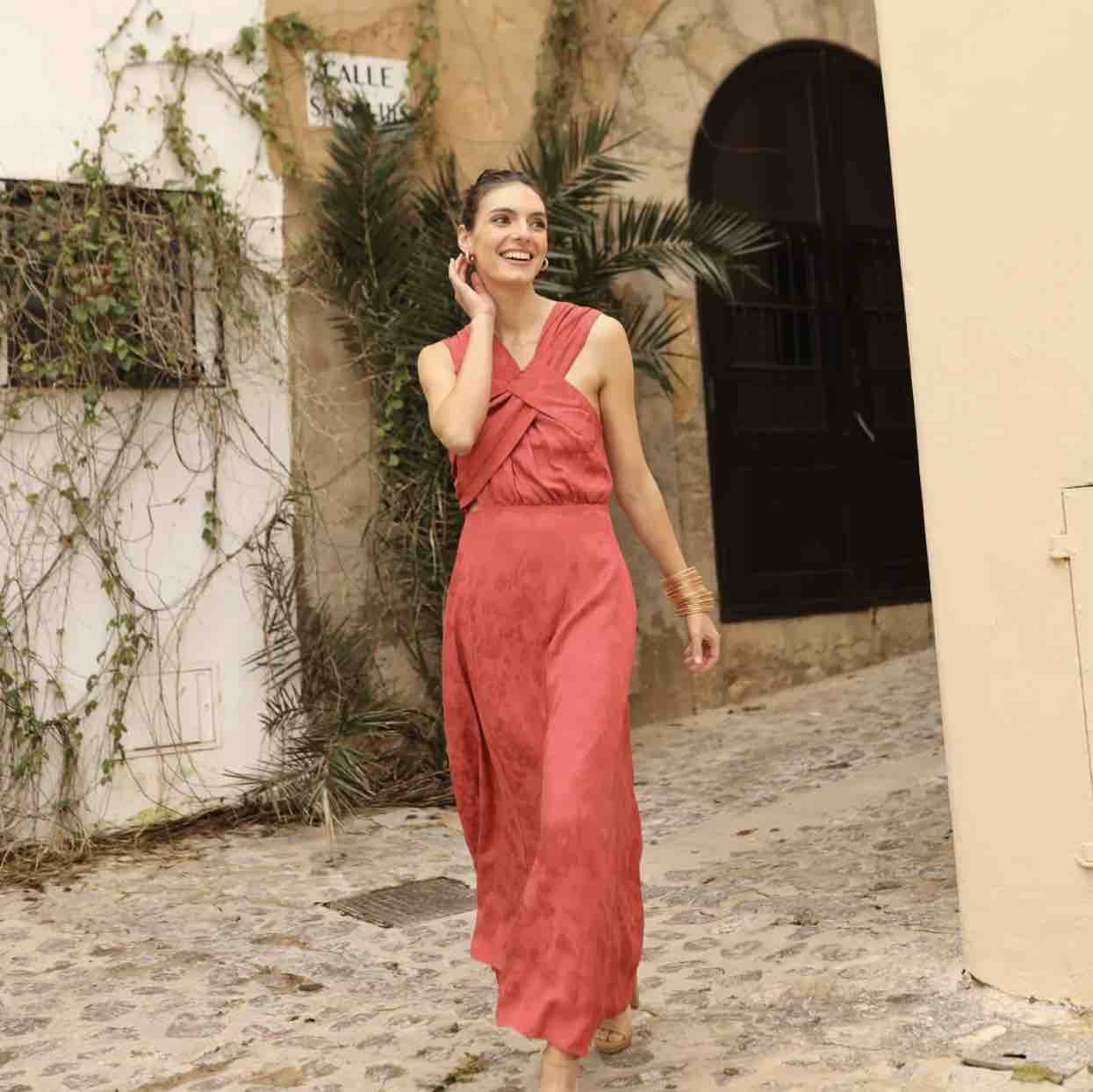 Alquiler Vestido Velarde Rojo seco | Jointy