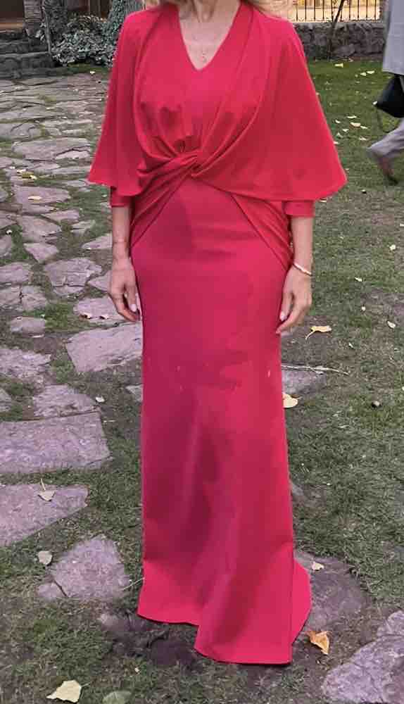 Alquiler Vestido Victoria Collection | Jointy