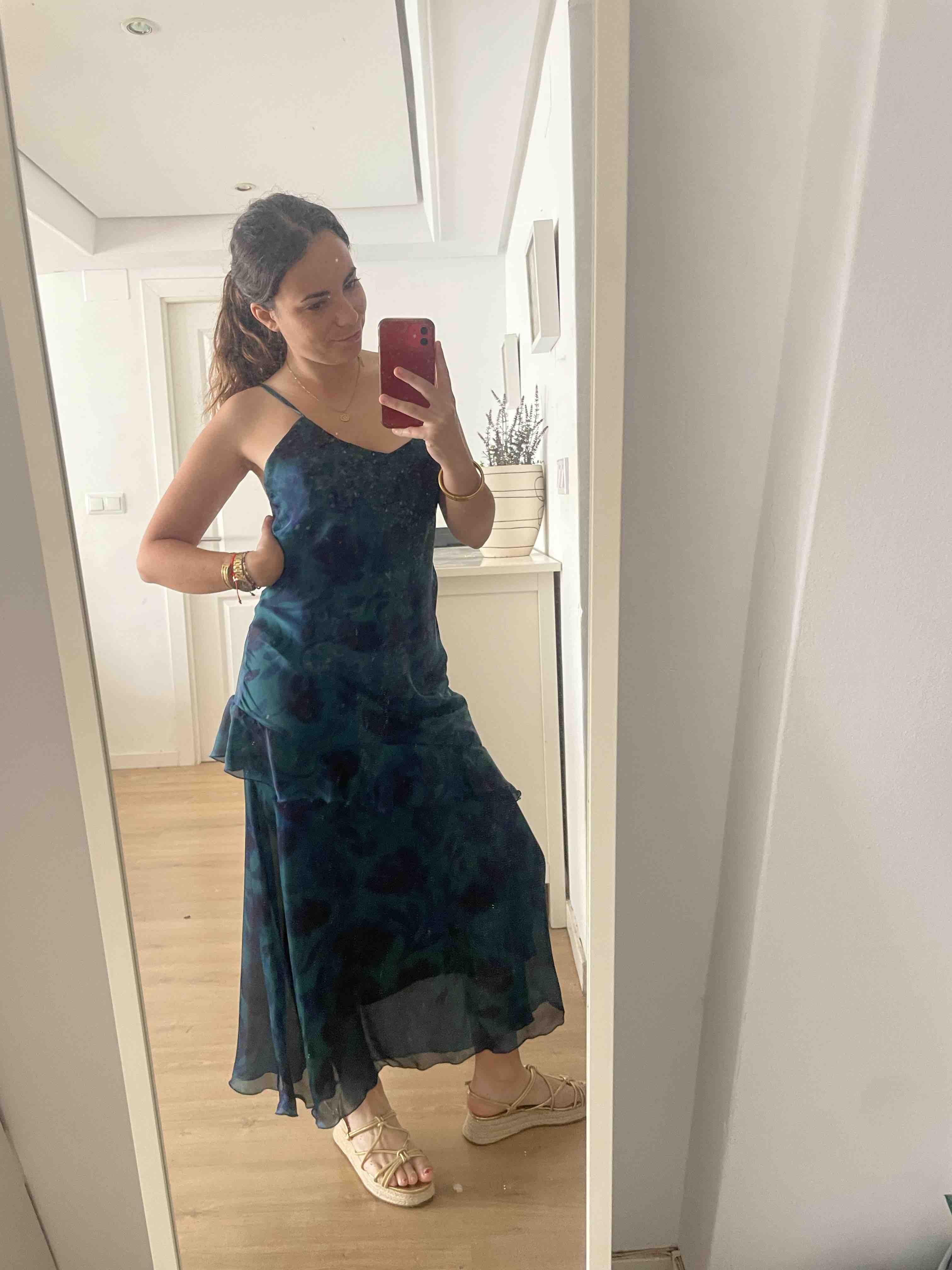 Alquiler Vestido Camila THE ARE | Jointy