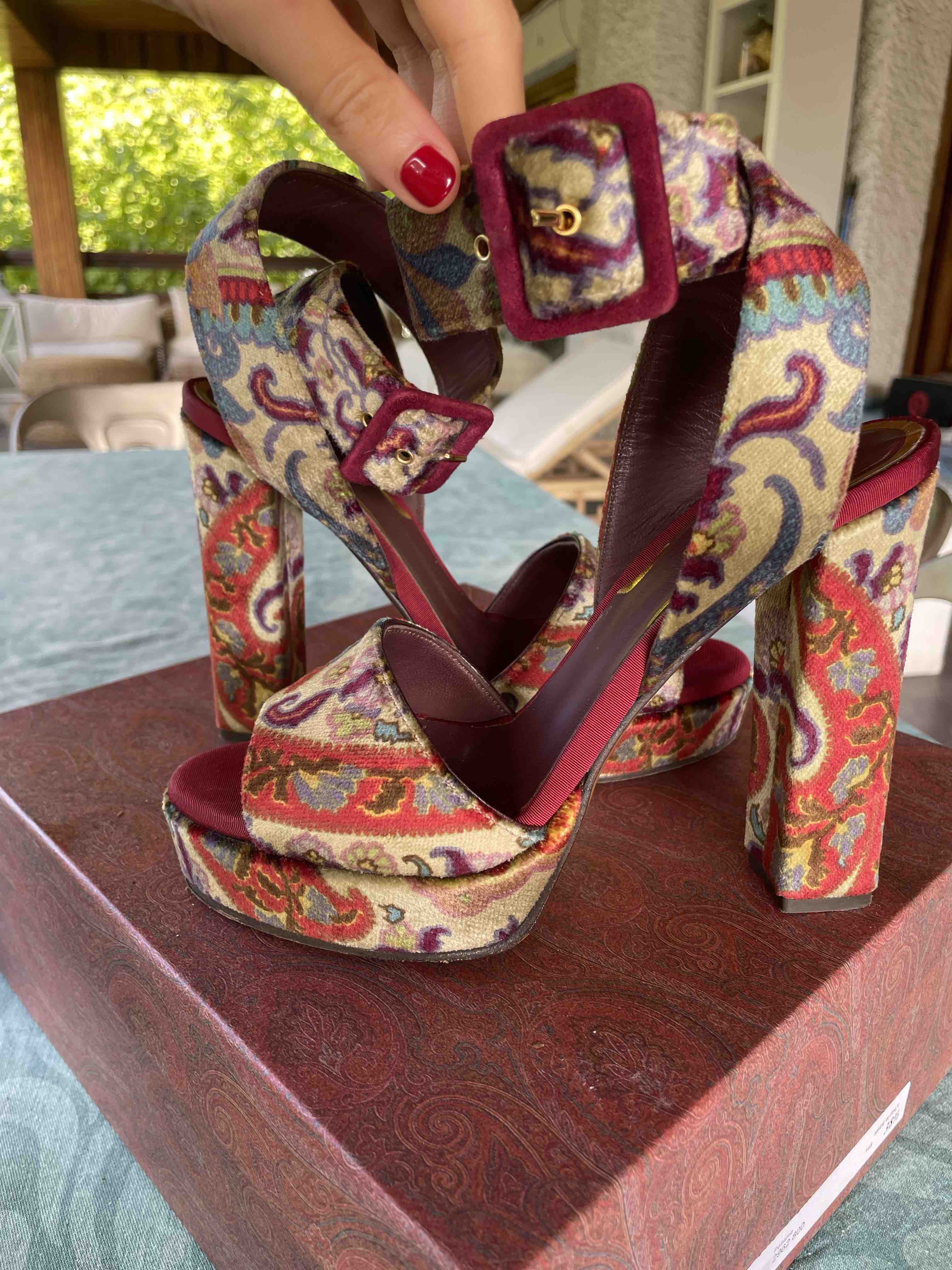 Alquiler Zapatos de tacon/sandalias Etro | Jointy