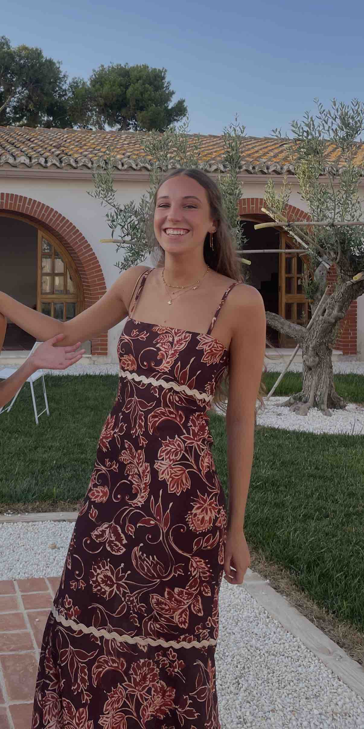 Alquiler Vestido THE-ARE | Jointy