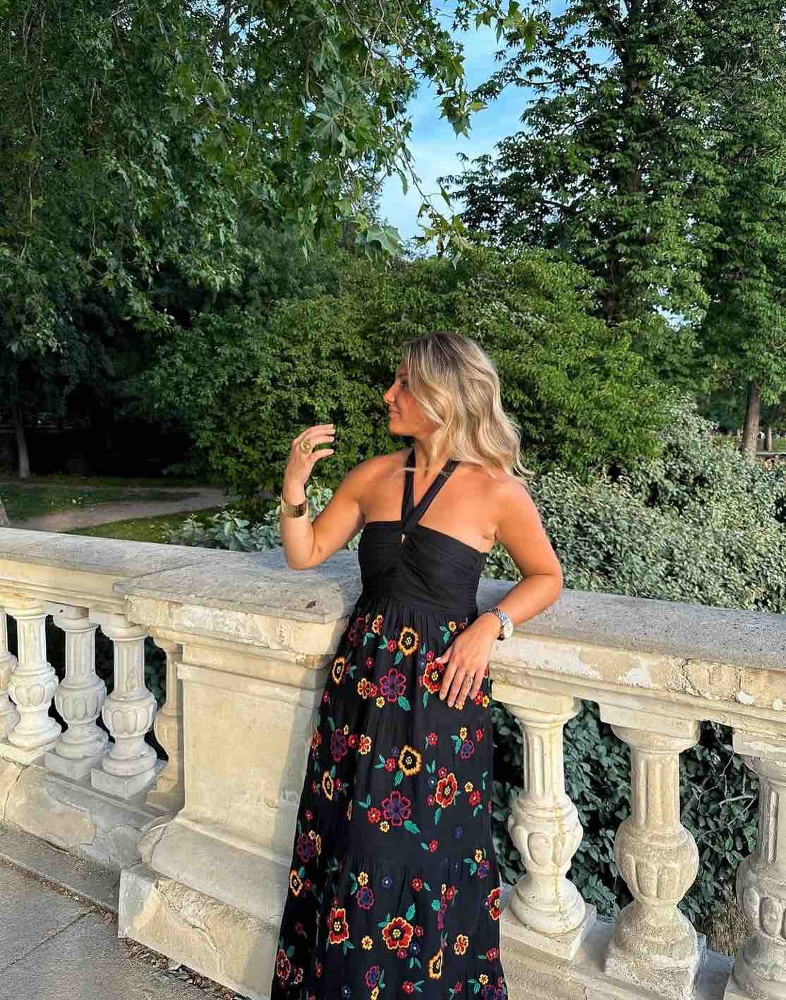 Alquiler Vestido bordado Sezane | Jointy