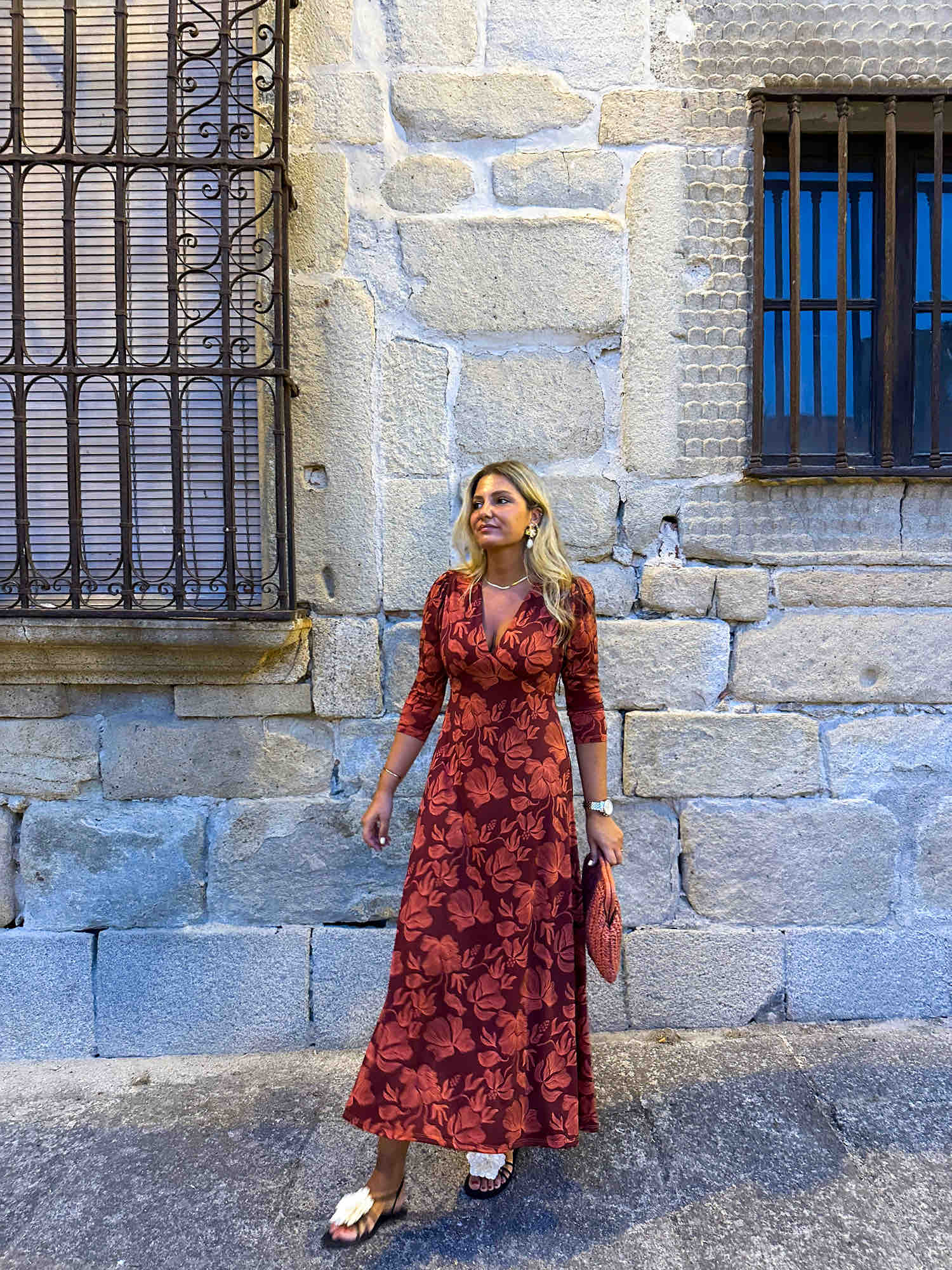 Alquiler Vestido invitada temporada | Jointy