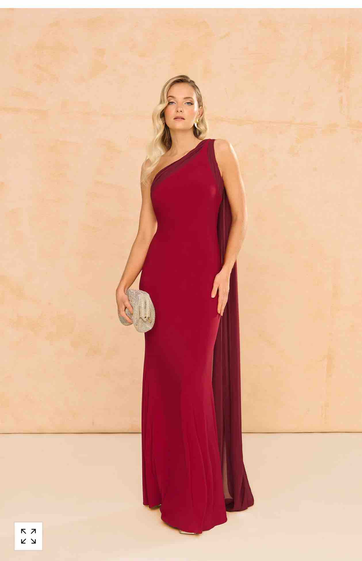 Alquiler Vestido boda pegado miphai | Jointy