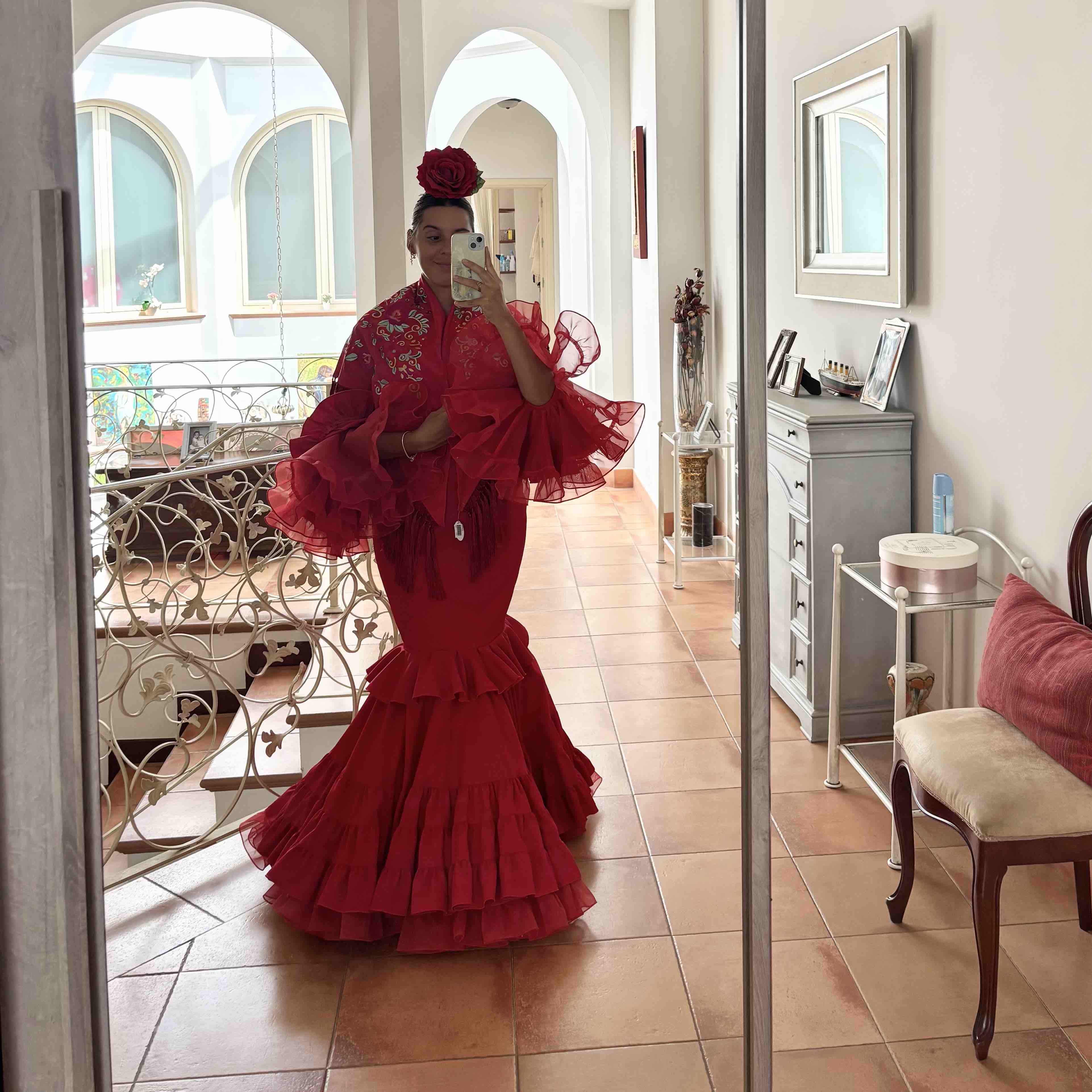 Alquiler Flamenca Aires de Feria | Jointy