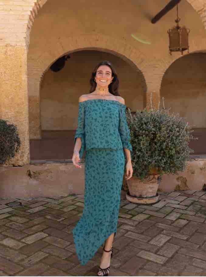 Alquiler Conjunto falda y blusa | Jointy