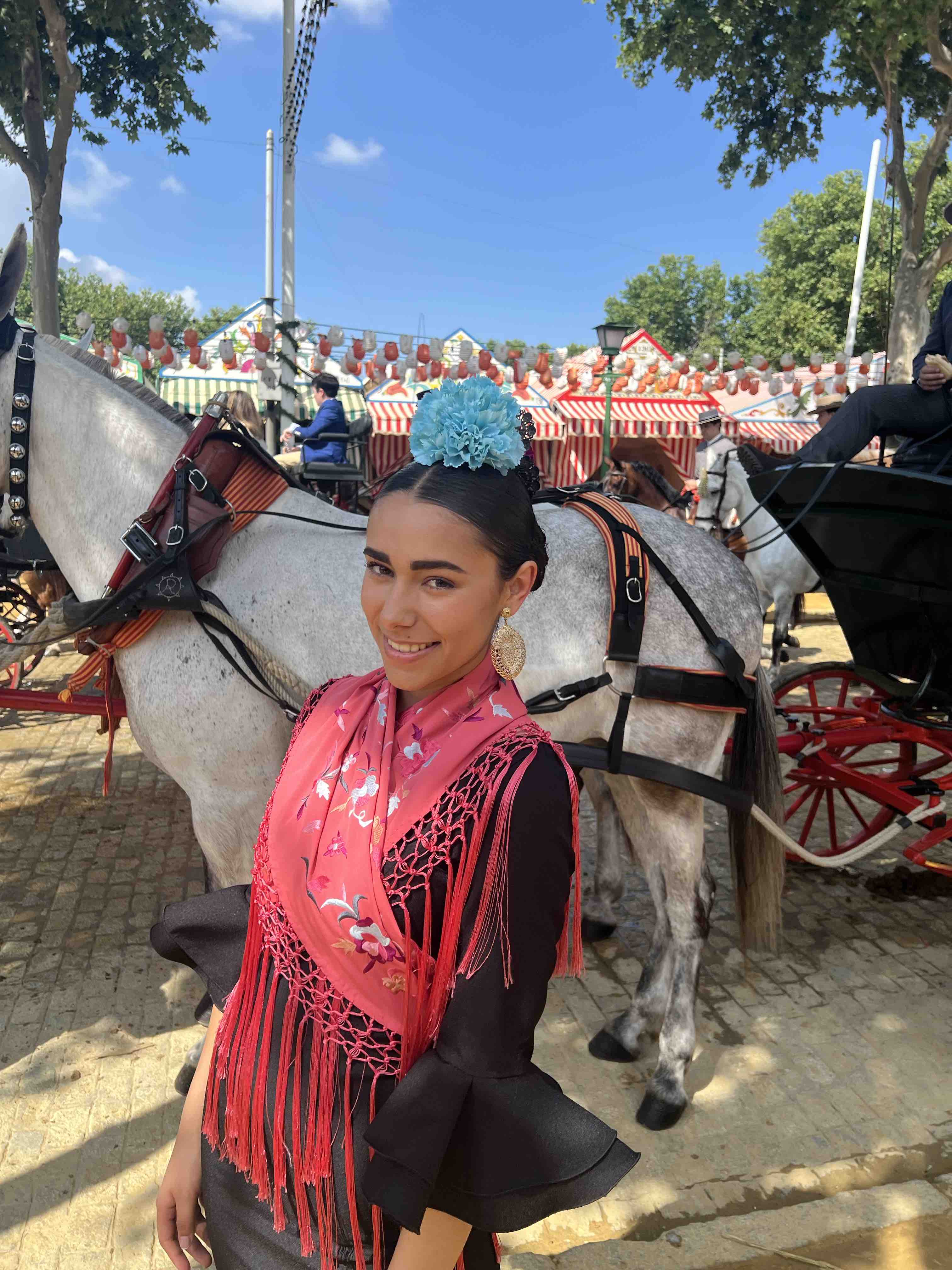 Alquiler Mantón feria flamenca | Jointy