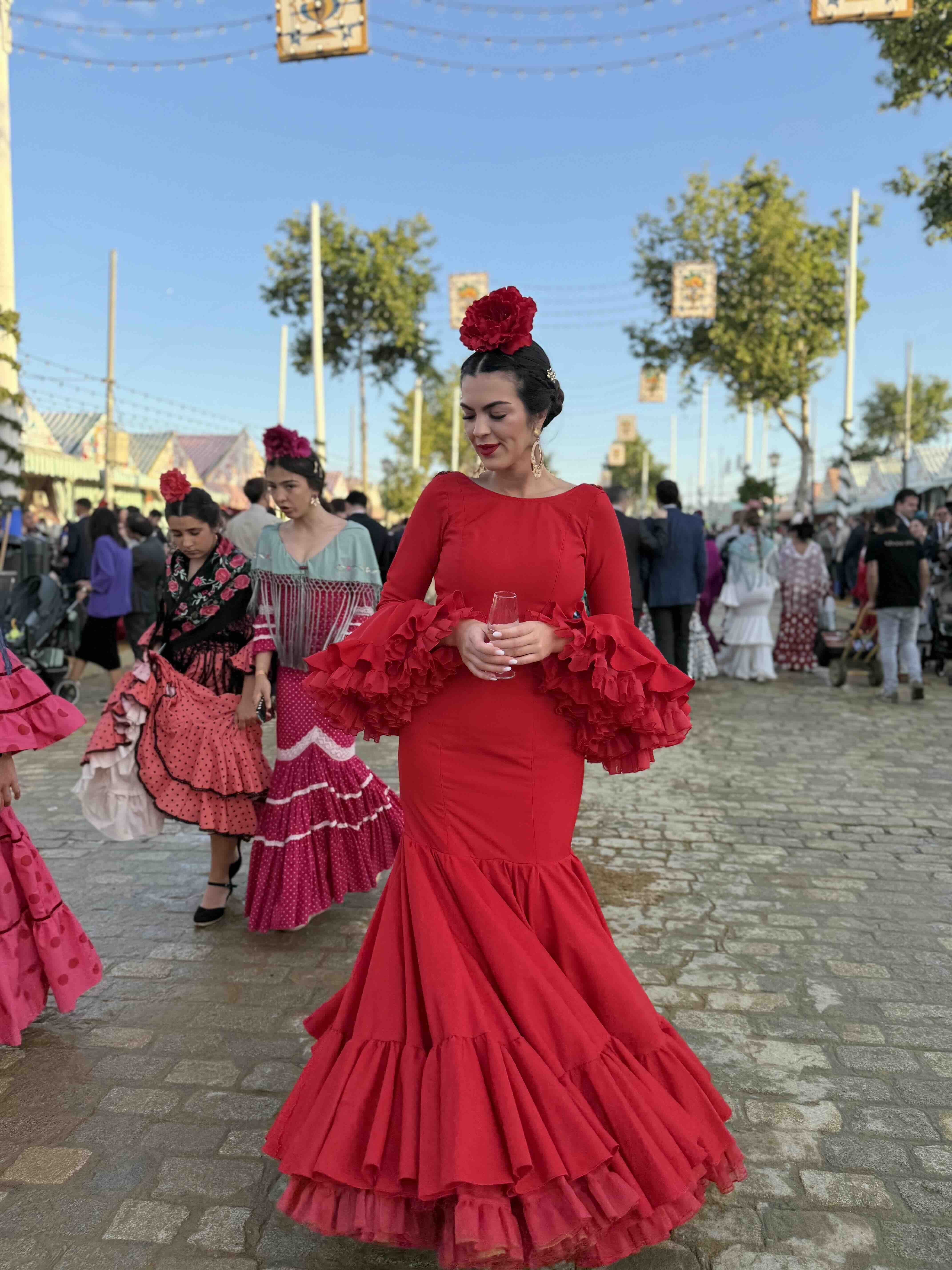 Alquiler Traje flamenca | Jointy