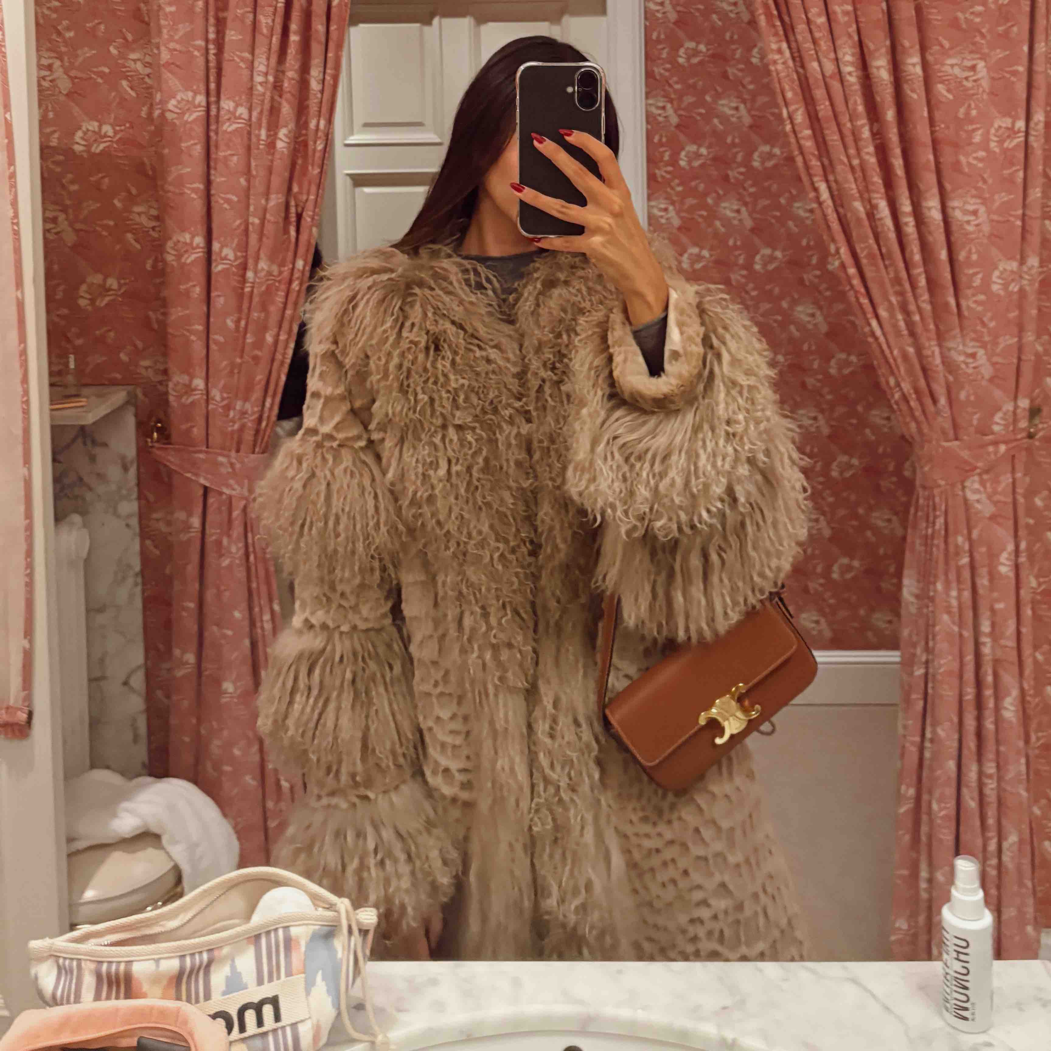 Alquiler Abrigo piel / pelo auténtico | Jointy