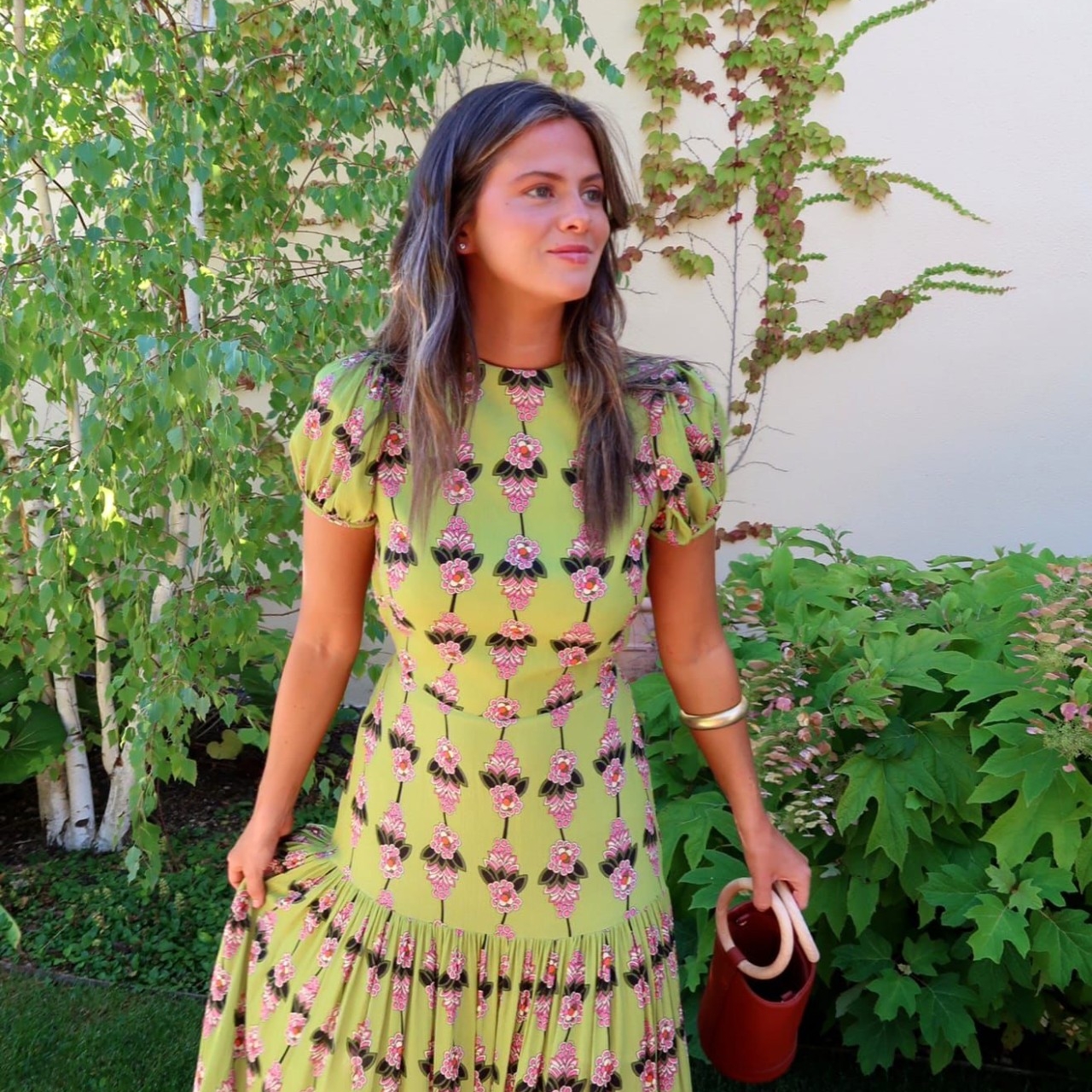 Alquiler Vestido verde con estampado floral | Jointy