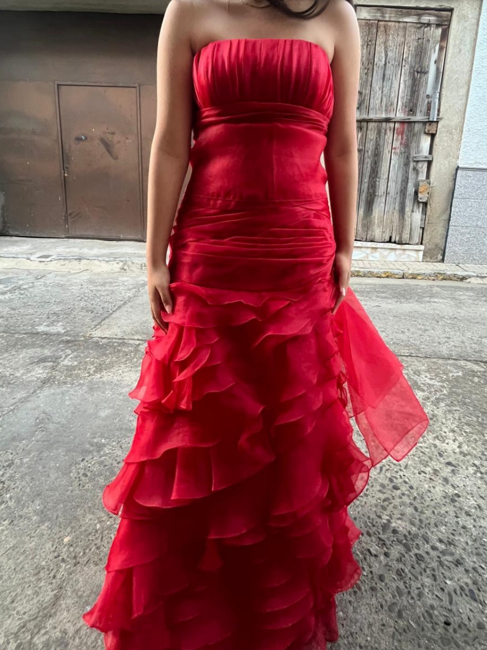 Alquiler Vestido rojo Two by Ana Clará | Jointy