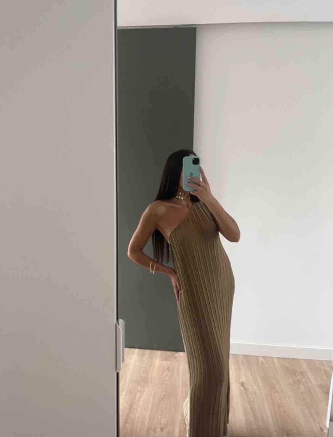 Alquiler Vestido Massimo Dutti | Jointy