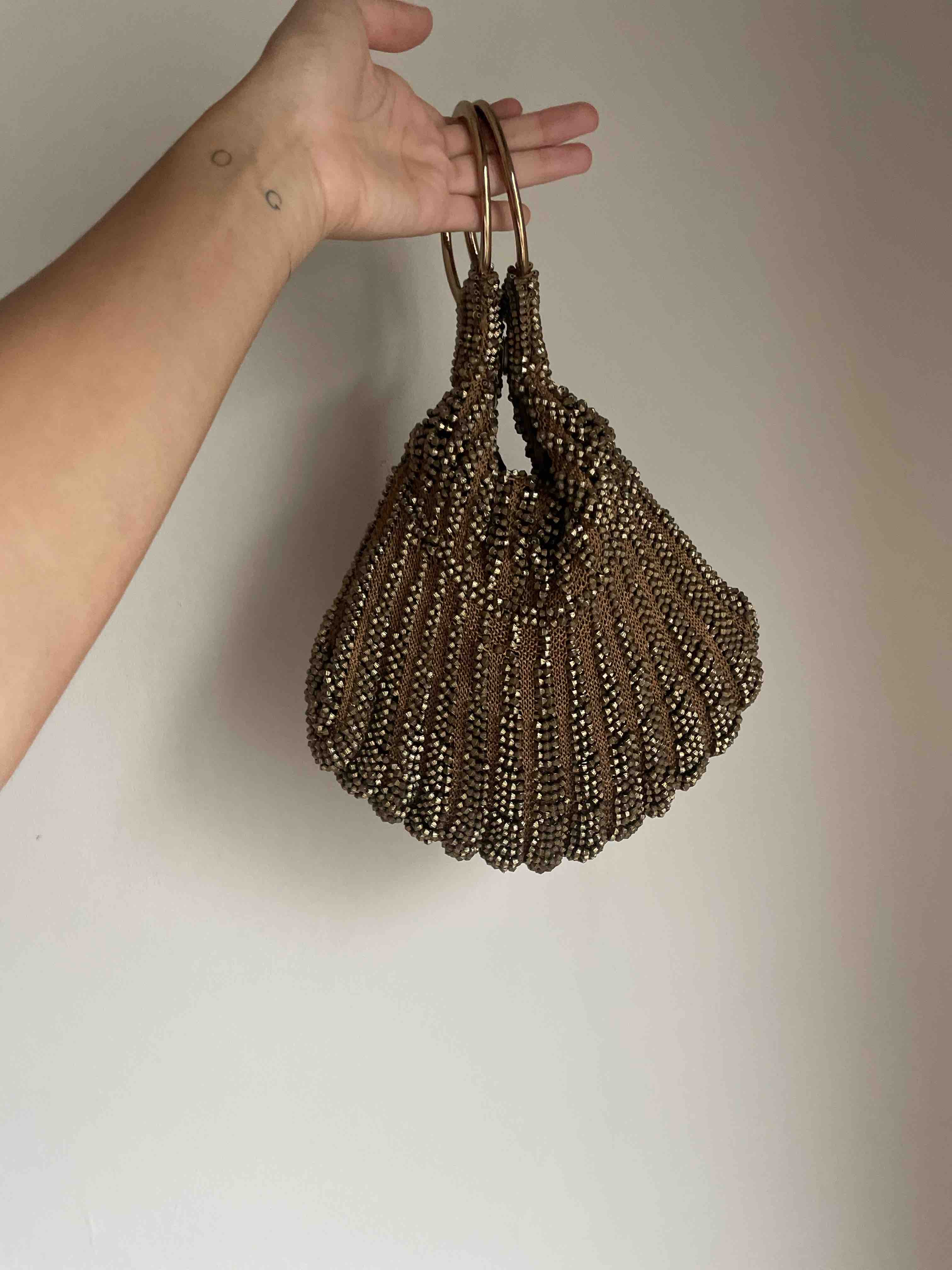 Alquiler Bolso de fiesta en forma de concha Adolfo Dominguez | Jointy