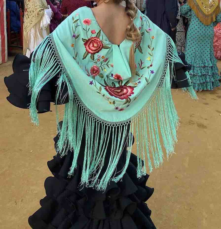 Alquiler Traje sevillana | Jointy
