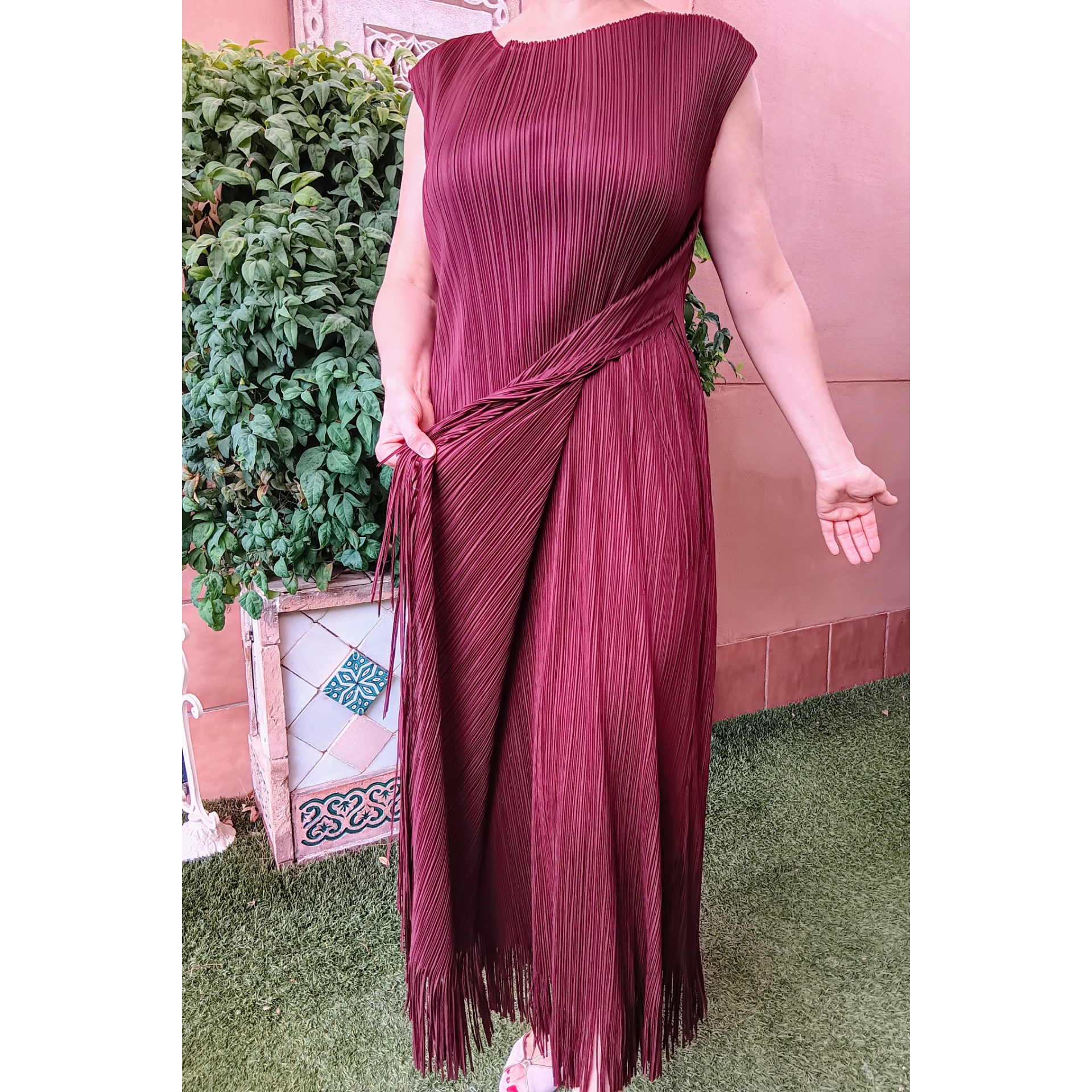 Alquiler Vestido de Adolfo Dominguez burdeos. | Jointy