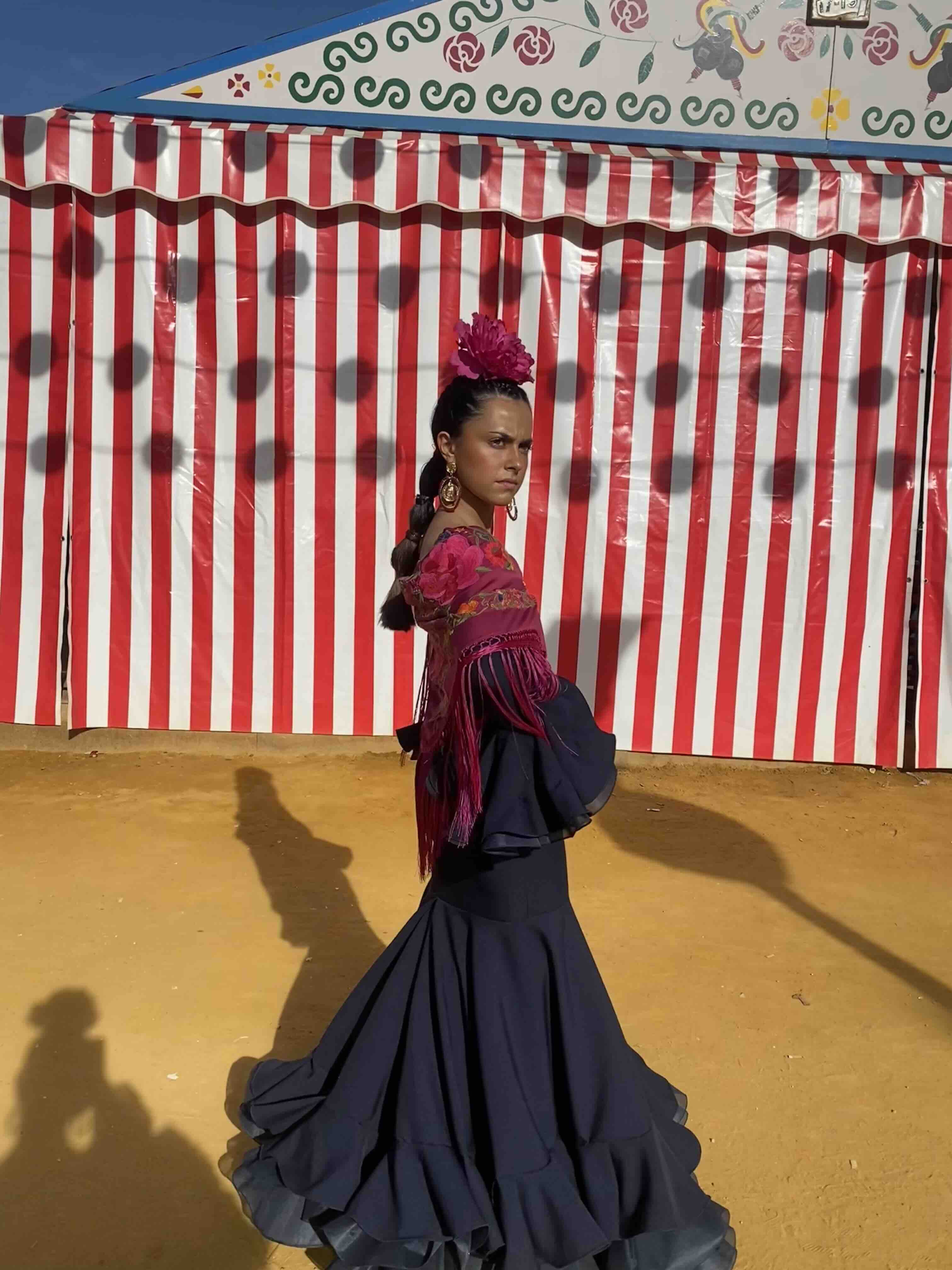 Alquiler Traje de flamenca | Jointy