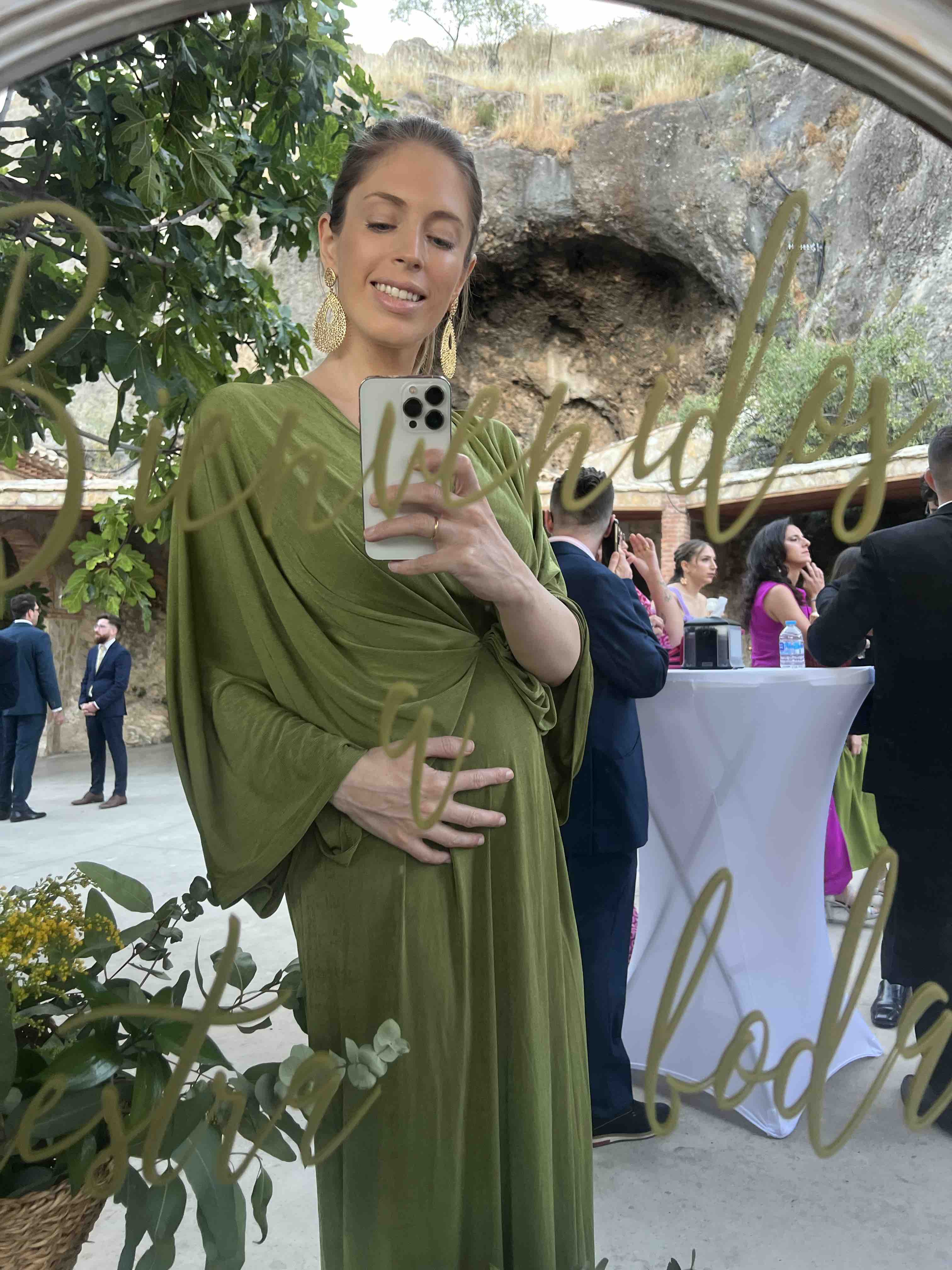 Alquiler Vestido Coosy | Jointy