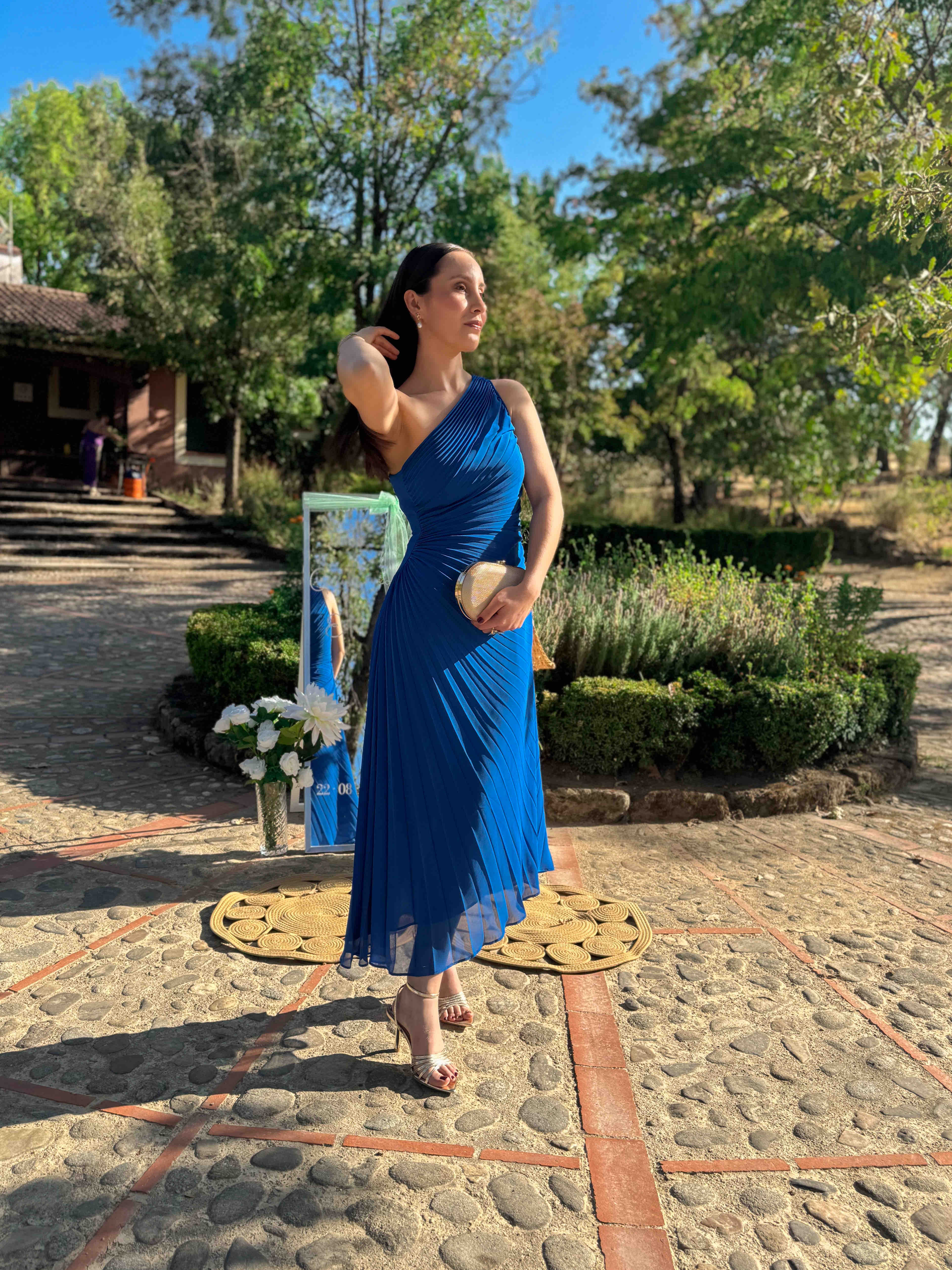 Alquiler Vestido asimétrico azul | Jointy