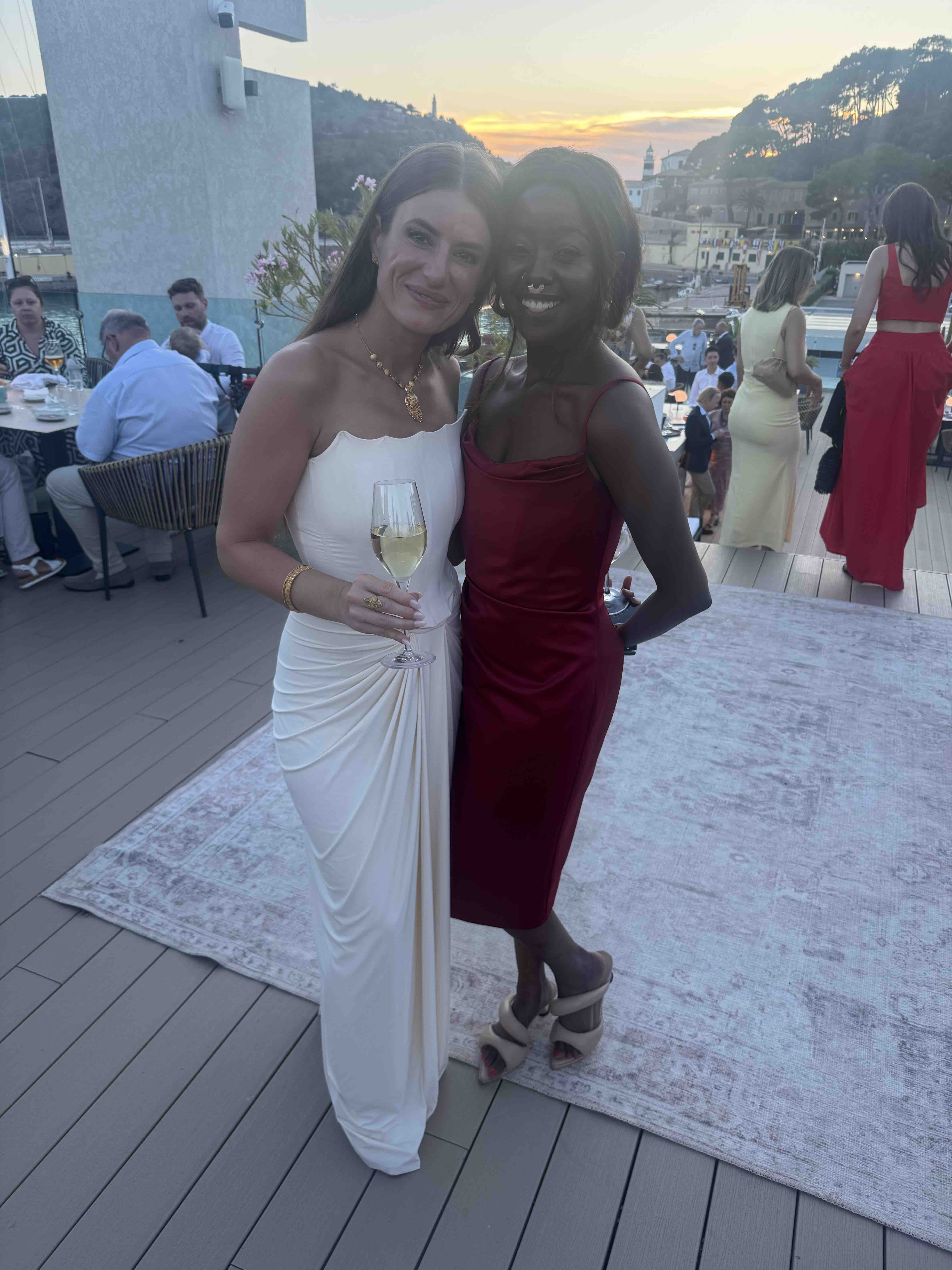 Alquiler Vestido de novia / preboda / cocktail | Jointy